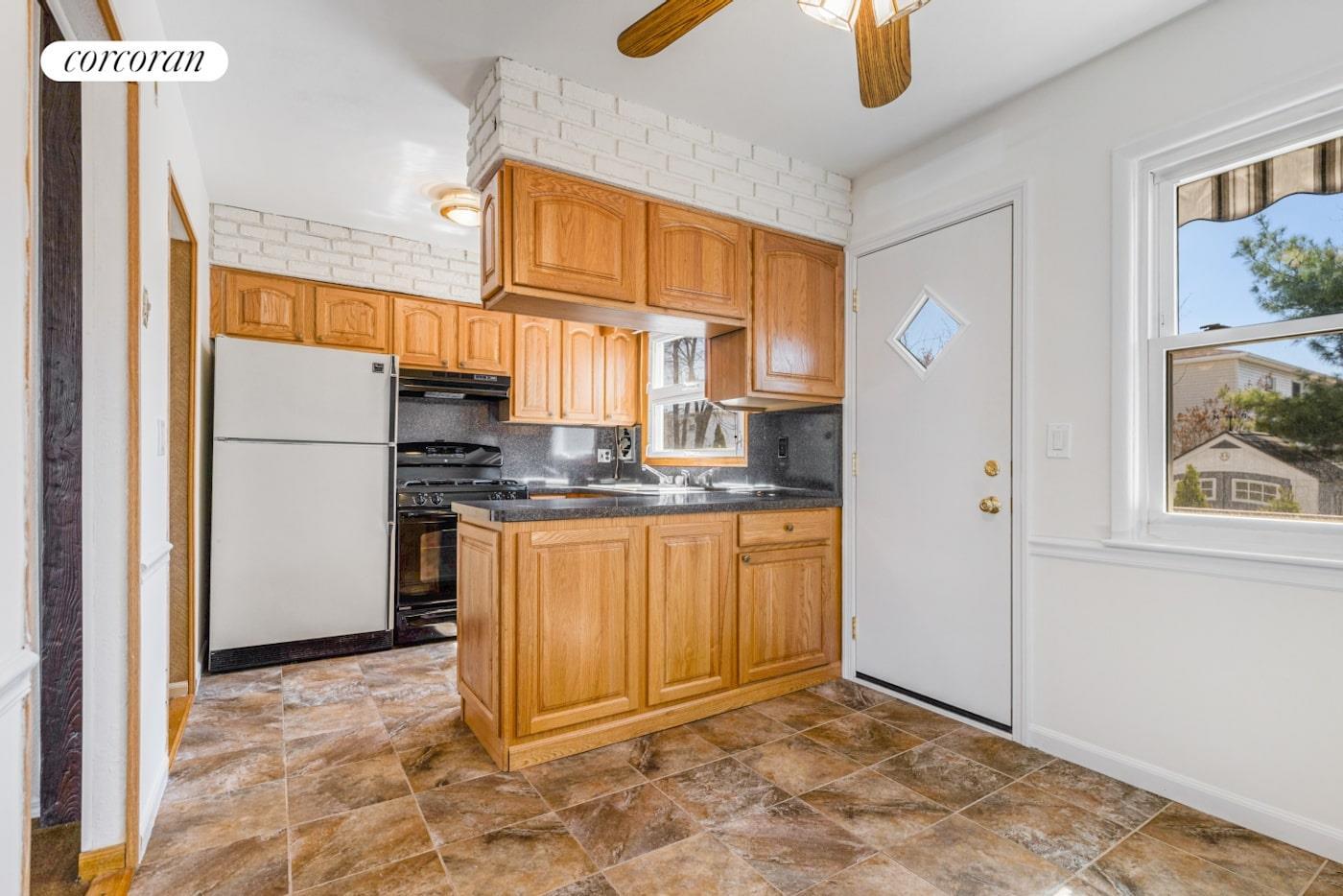 Single Family Kennington  Staten Island, NY 10308, MLS-849723-8