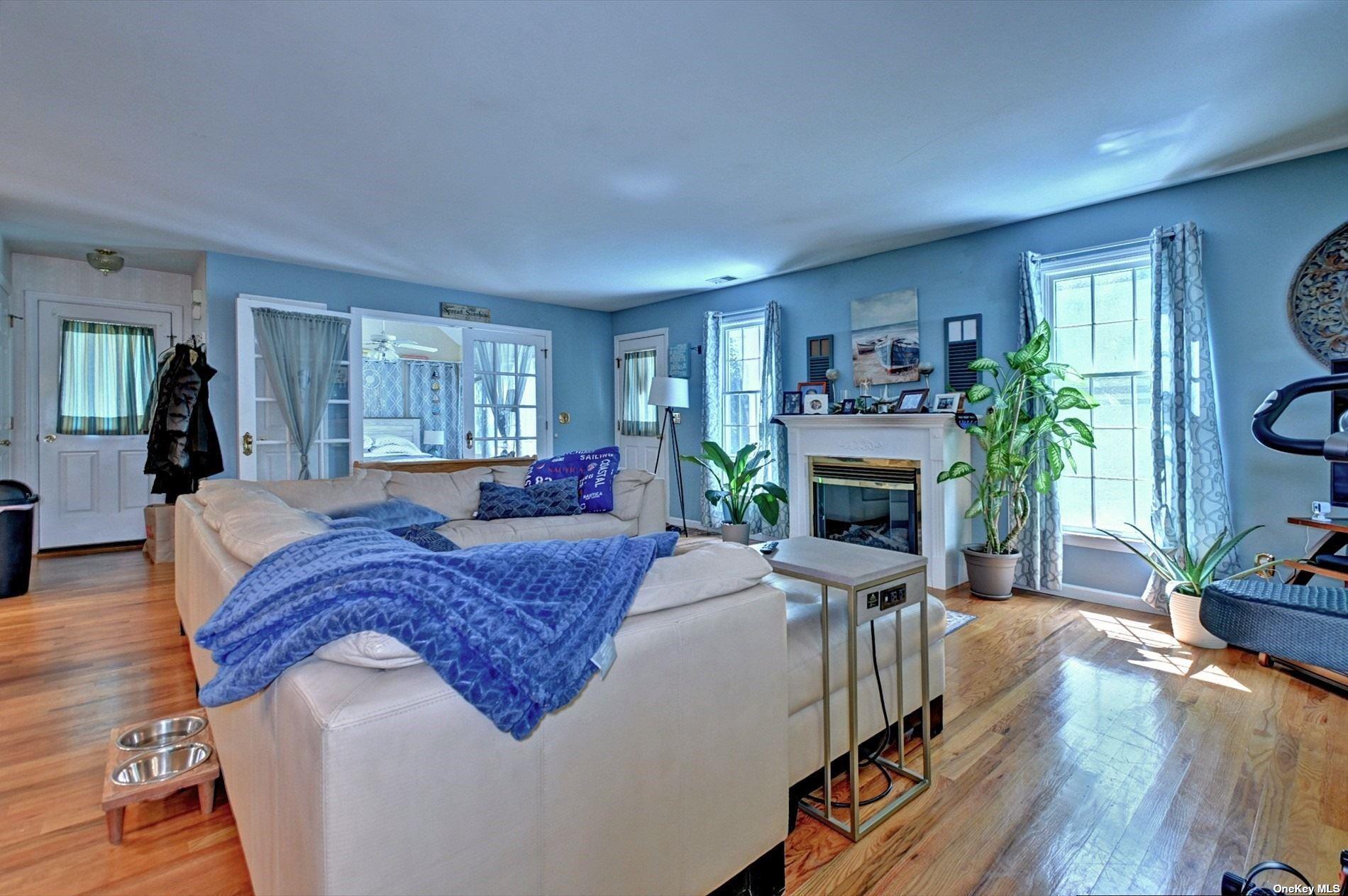 Single Family Woods  Suffolk County, NY 11792, MLS-849734-21
