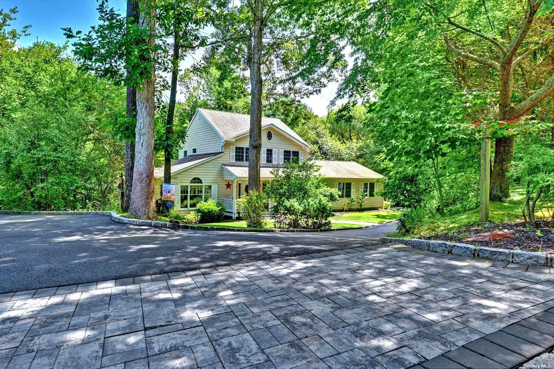 Single Family Woods  Suffolk County, NY 11792, MLS-849734-28