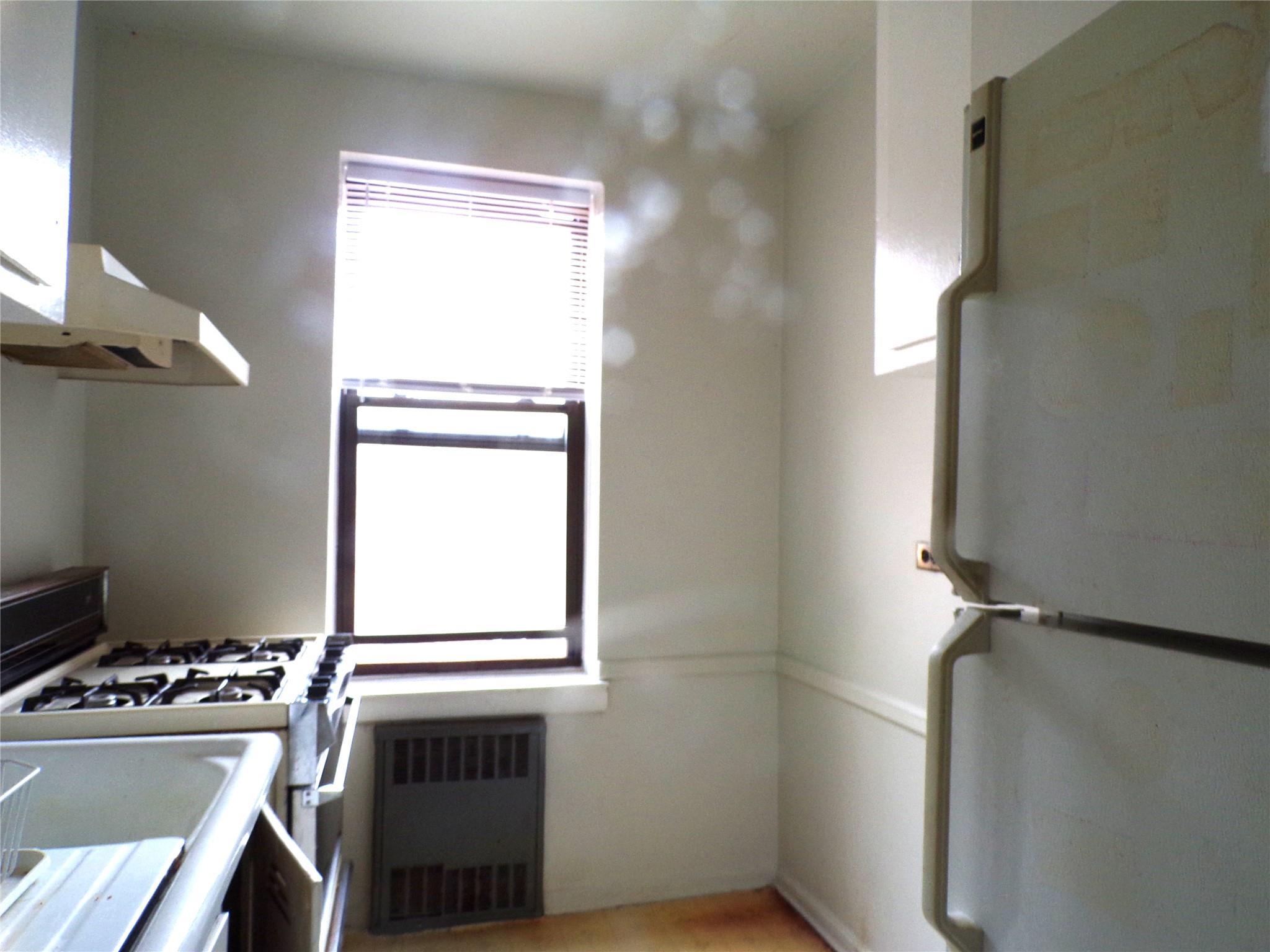 Coop Homecrest  Brooklyn, NY 11235, MLS-849735-2