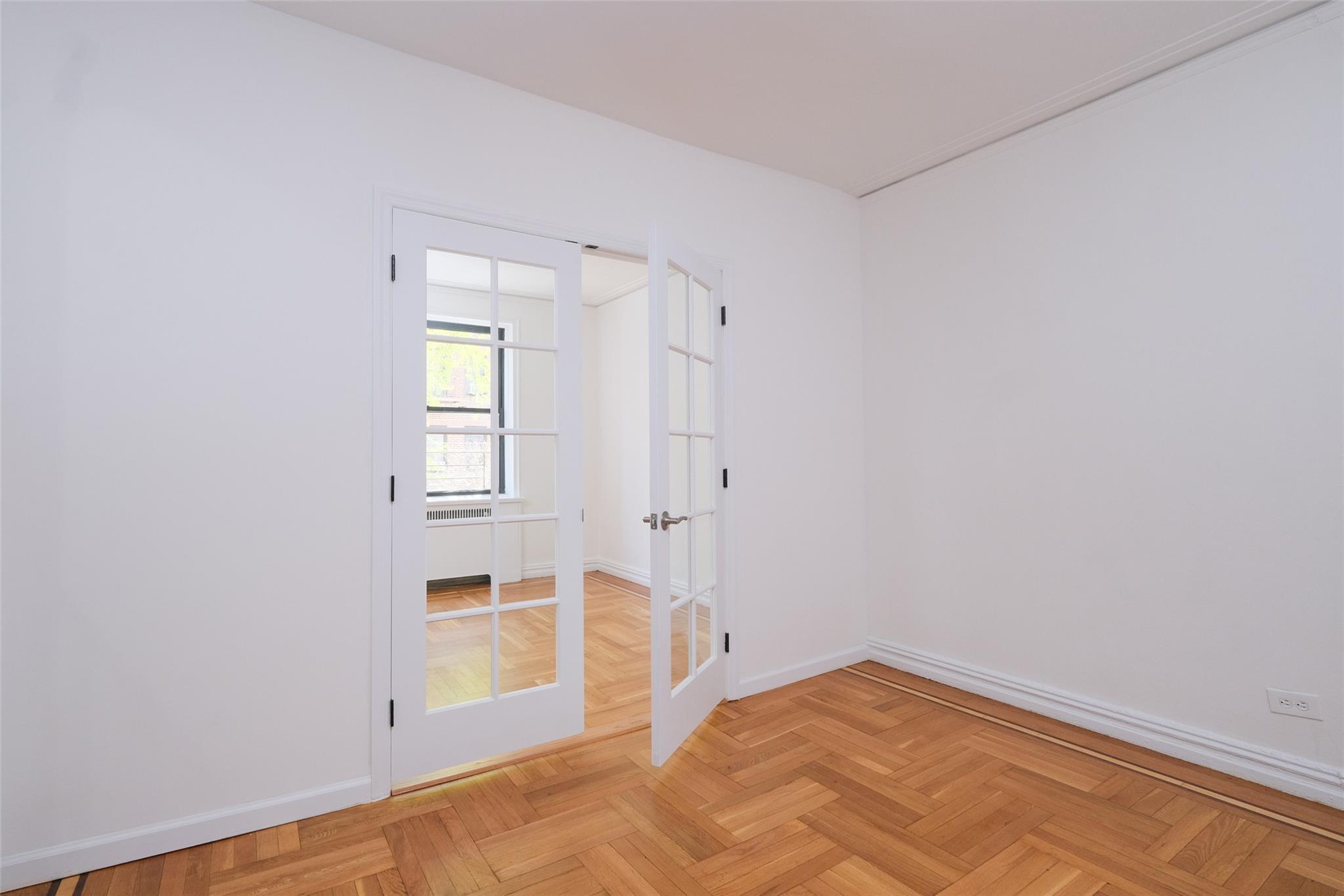 Coop Creston  Bronx, NY 10468, MLS-849739-4