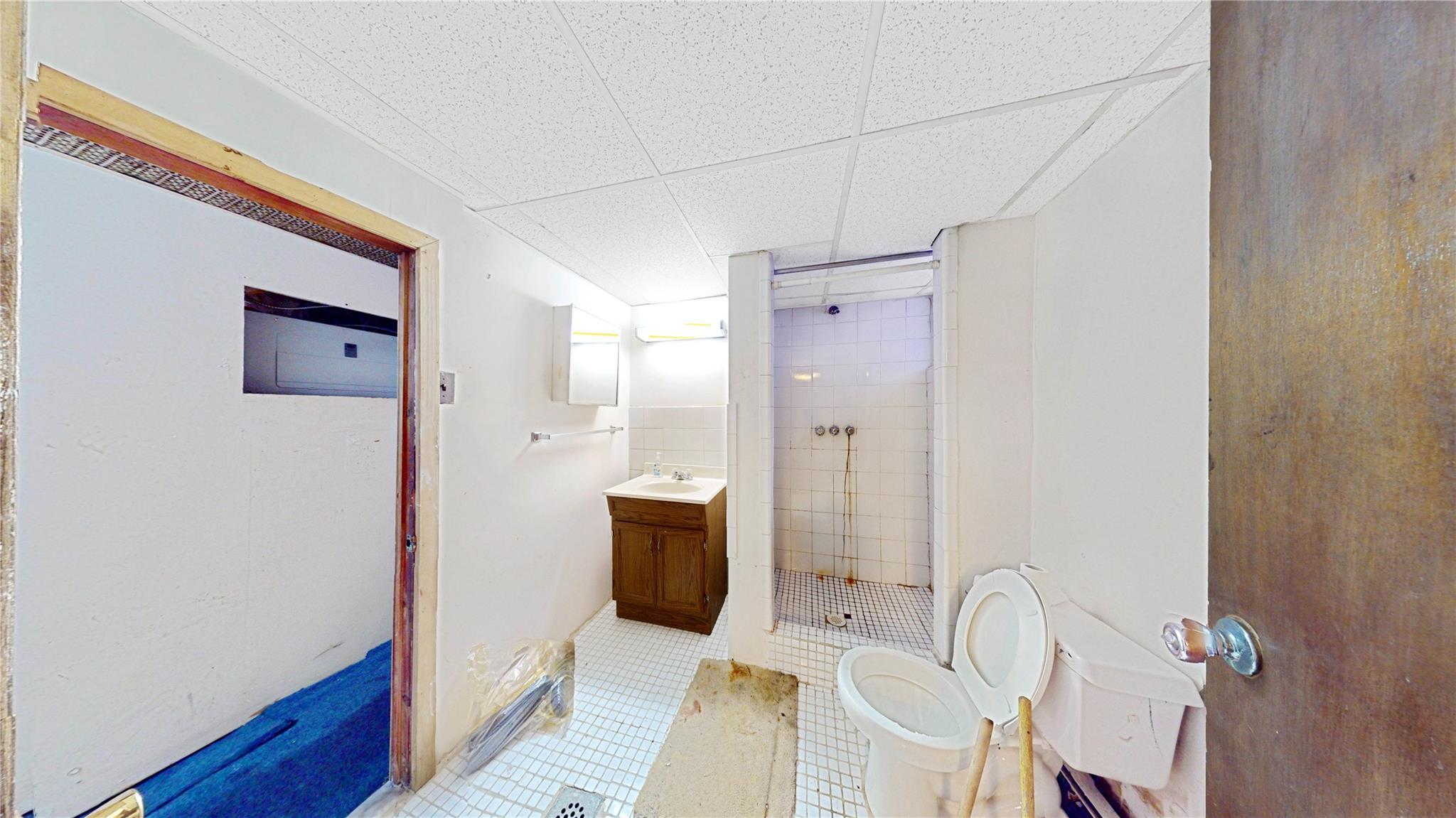 Single Family 39th  Brooklyn, NY 11210, MLS-849745-22