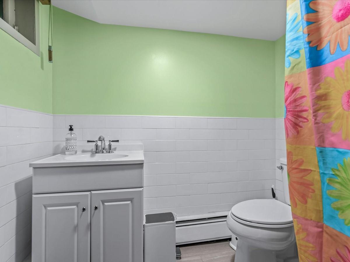 Single Family Elliot  Nassau County, NY 11801, MLS-849747-18