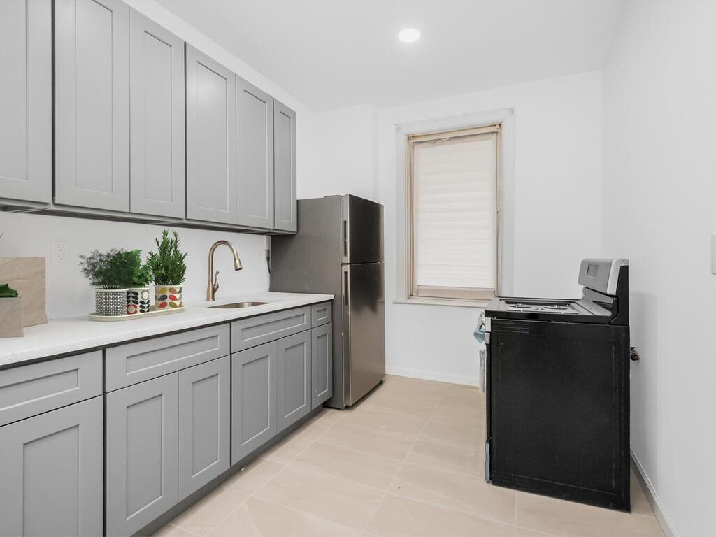 Single Family 94th  Brooklyn, NY 11236, MLS-849757-10
