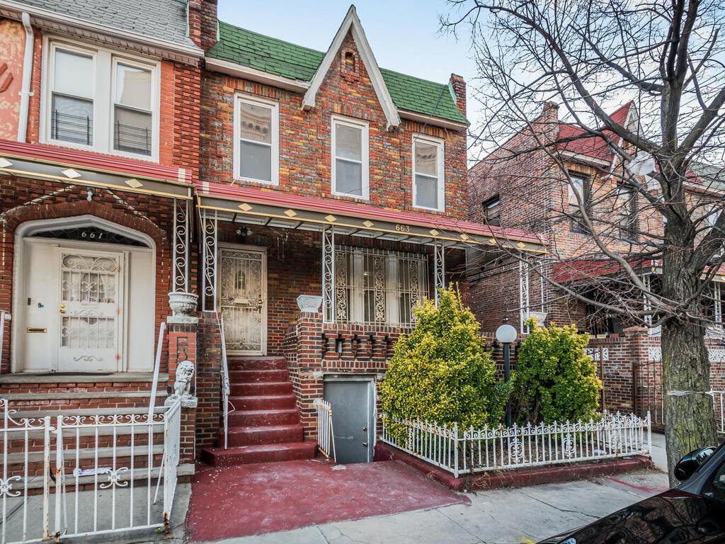 Single Family 94th  Brooklyn, NY 11236, MLS-849757-2