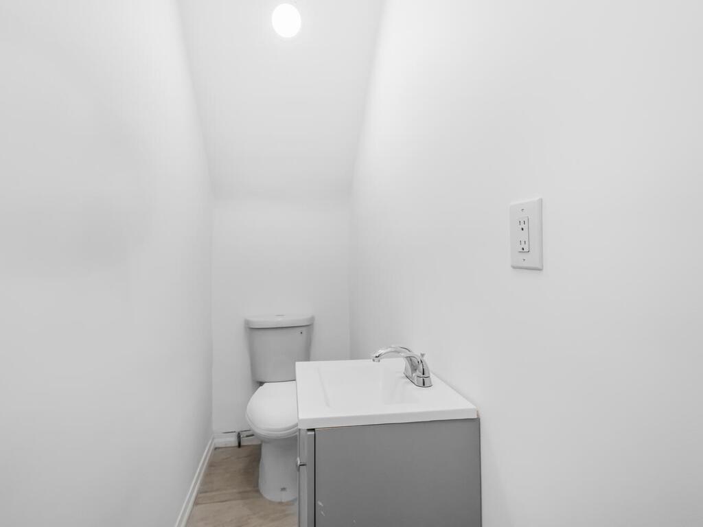 Single Family 94th  Brooklyn, NY 11236, MLS-849757-20