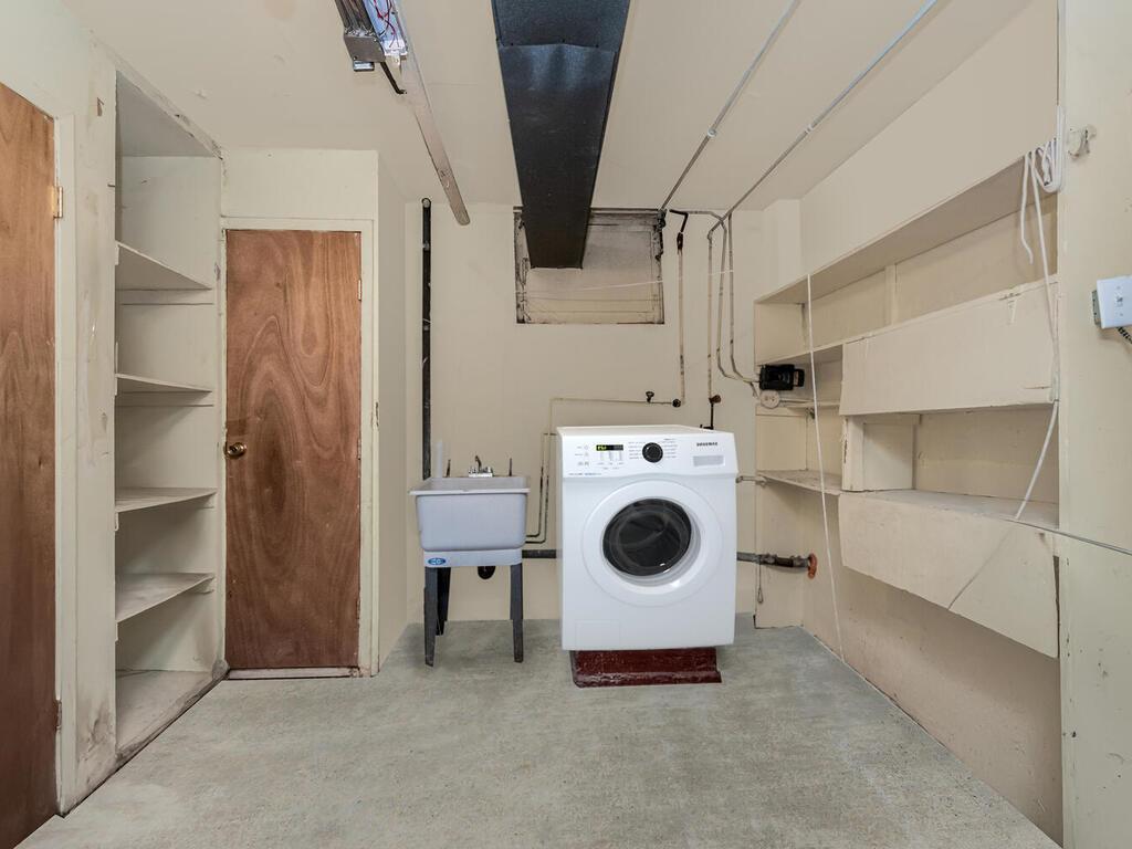 Single Family 94th  Brooklyn, NY 11236, MLS-849757-27