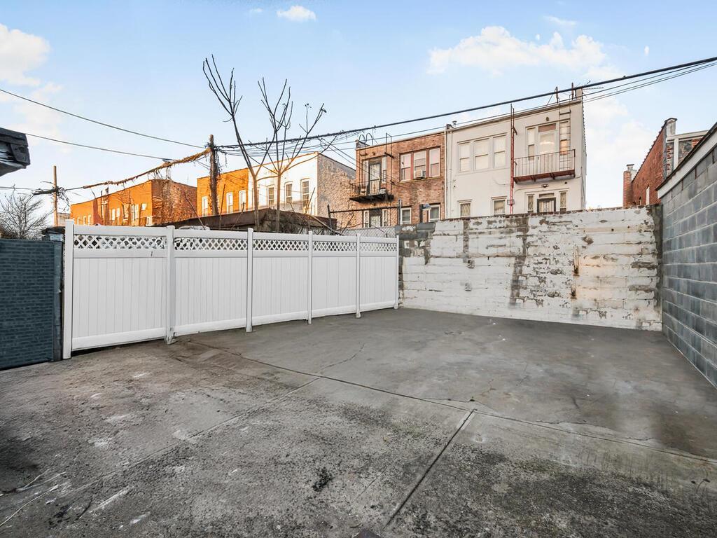 Single Family 94th  Brooklyn, NY 11236, MLS-849757-29