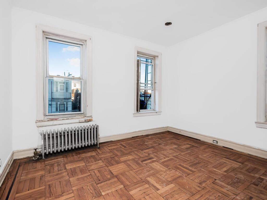 Single Family 94th  Brooklyn, NY 11236, MLS-849757-6