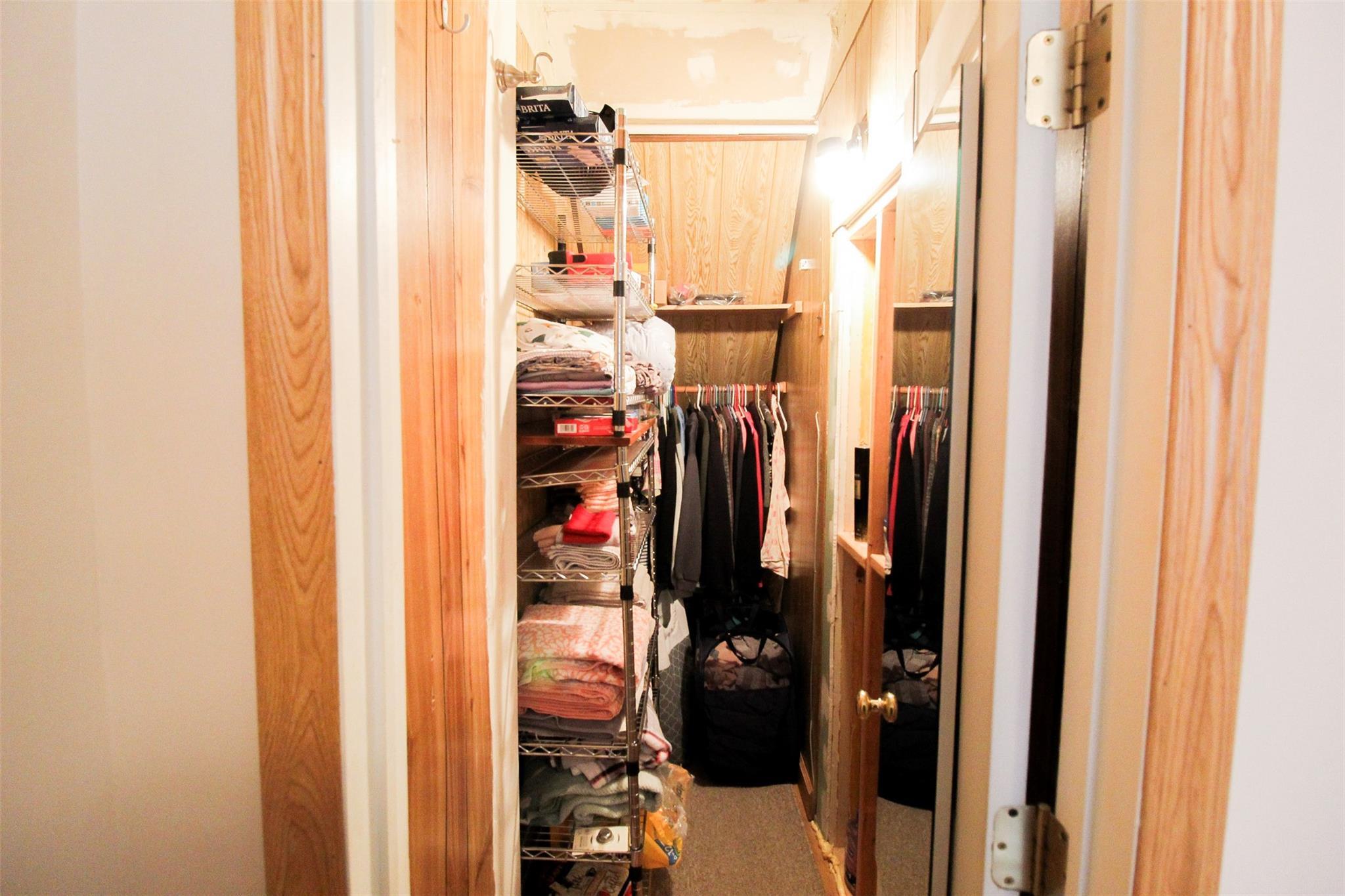 Single Family Hollywood  Bronx, NY 10465, MLS-849760-16