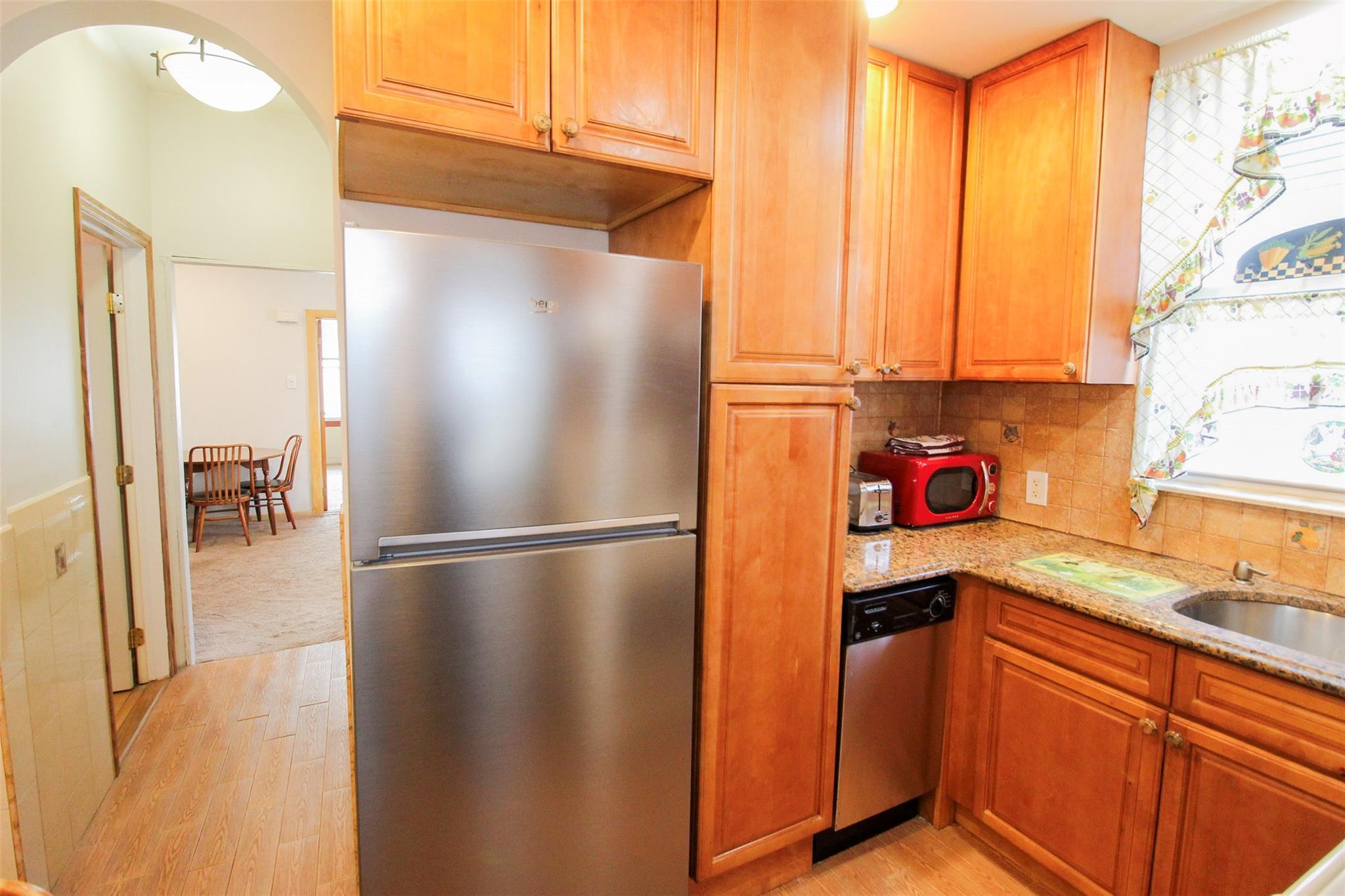 Single Family Hollywood  Bronx, NY 10465, MLS-849760-19