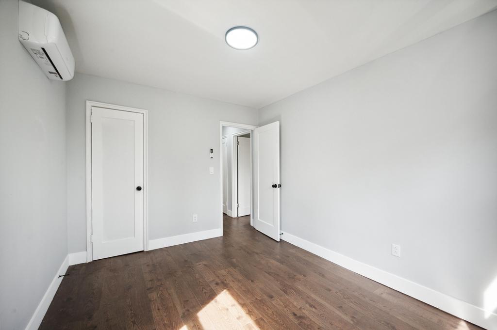 Single Family 252nd  Bronx, NY 10471, MLS-849771-13