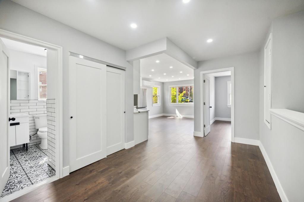 Single Family 252nd  Bronx, NY 10471, MLS-849771-17