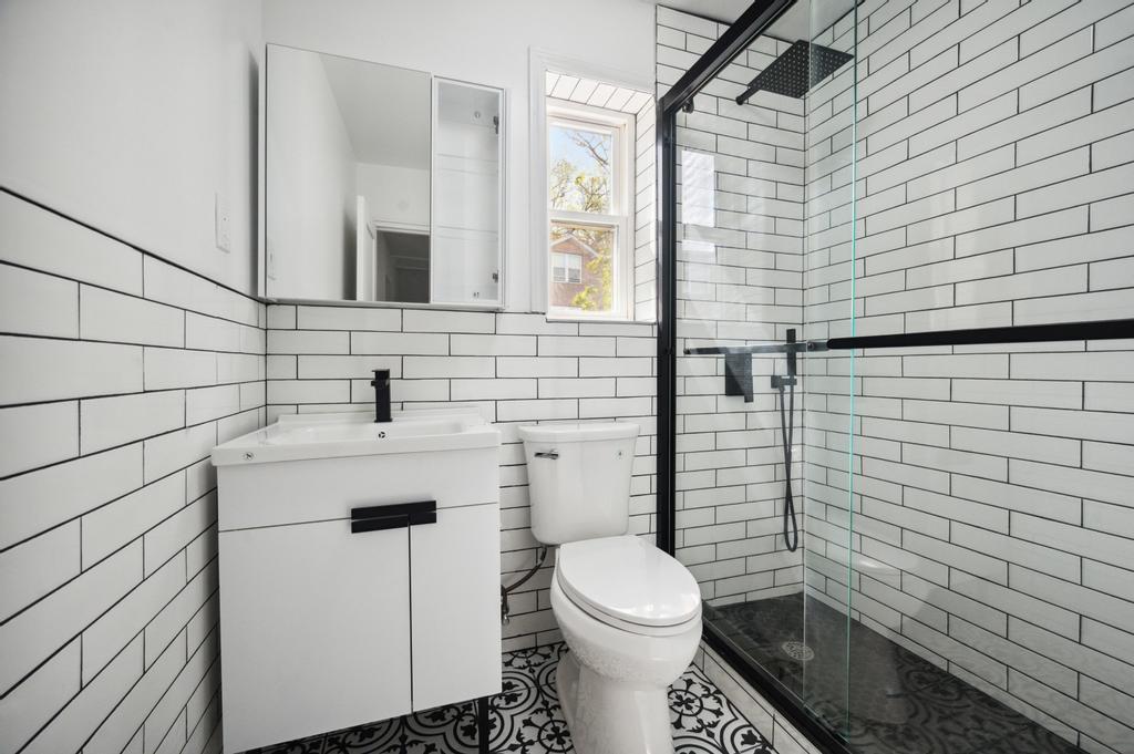 Single Family 252nd  Bronx, NY 10471, MLS-849771-29