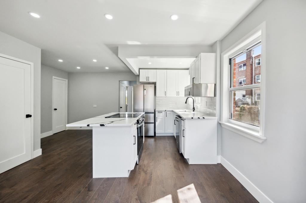 Single Family 252nd  Bronx, NY 10471, MLS-849771-7