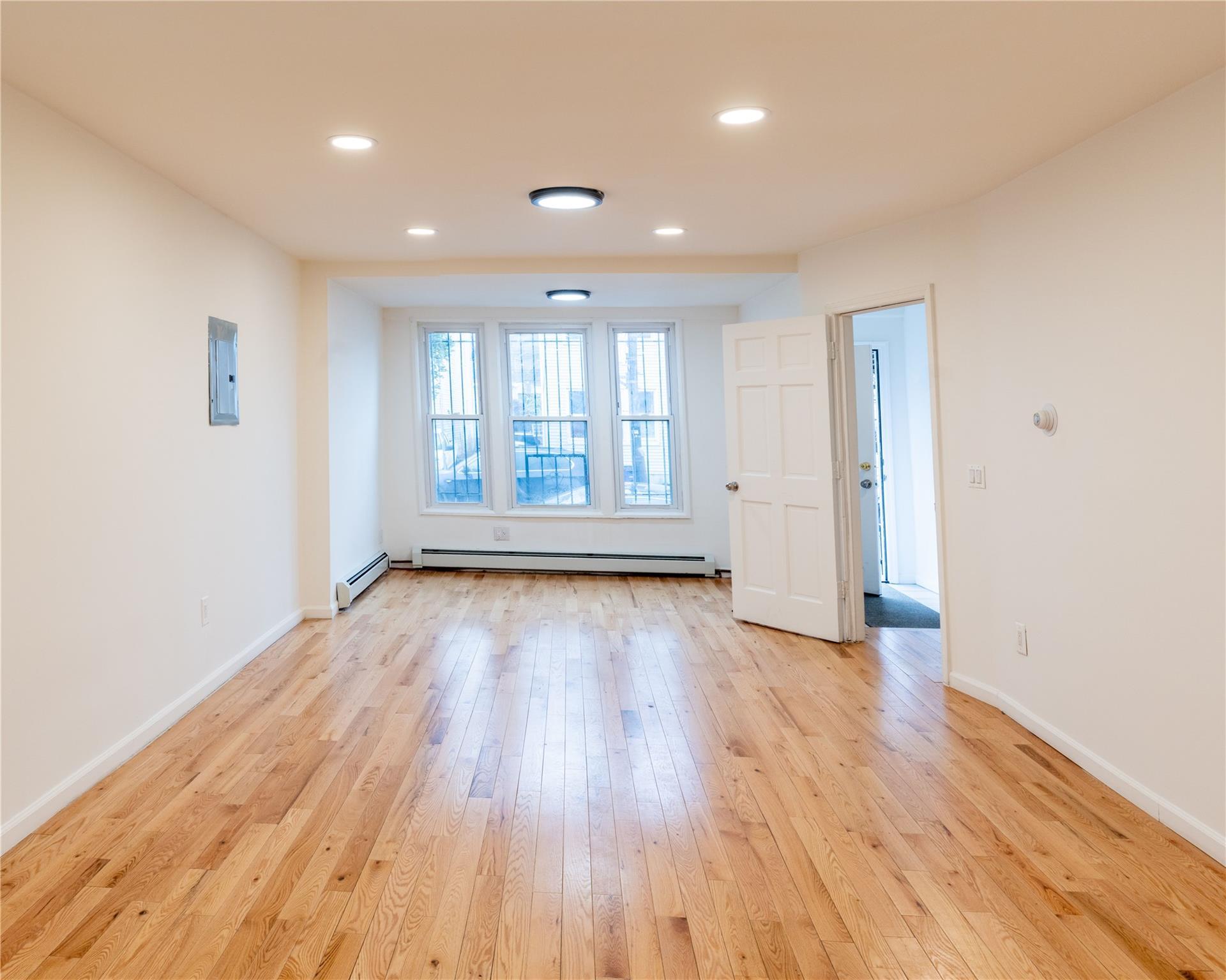 Single Family Milford  Brooklyn, NY 11208, MLS-849774-4