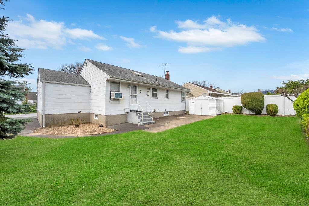 Single Family Henderson  Nassau County, NY 11580, MLS-849776-31