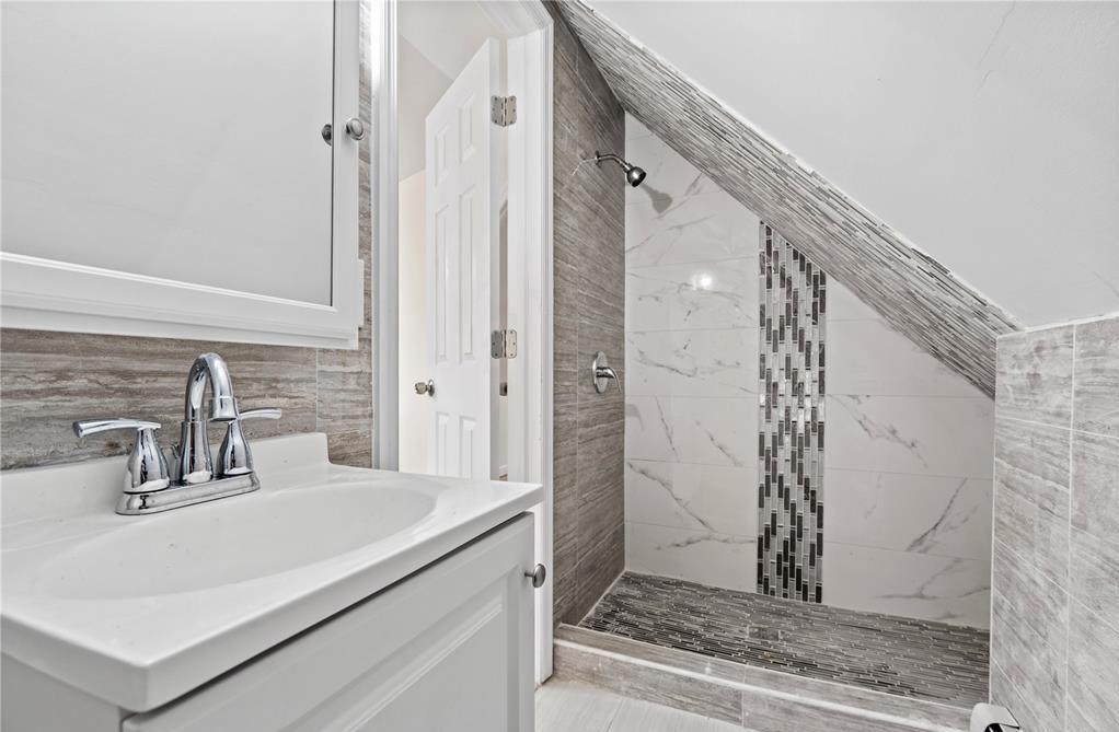 Single Family 115th  Queens, NY 11412, MLS-849777-19