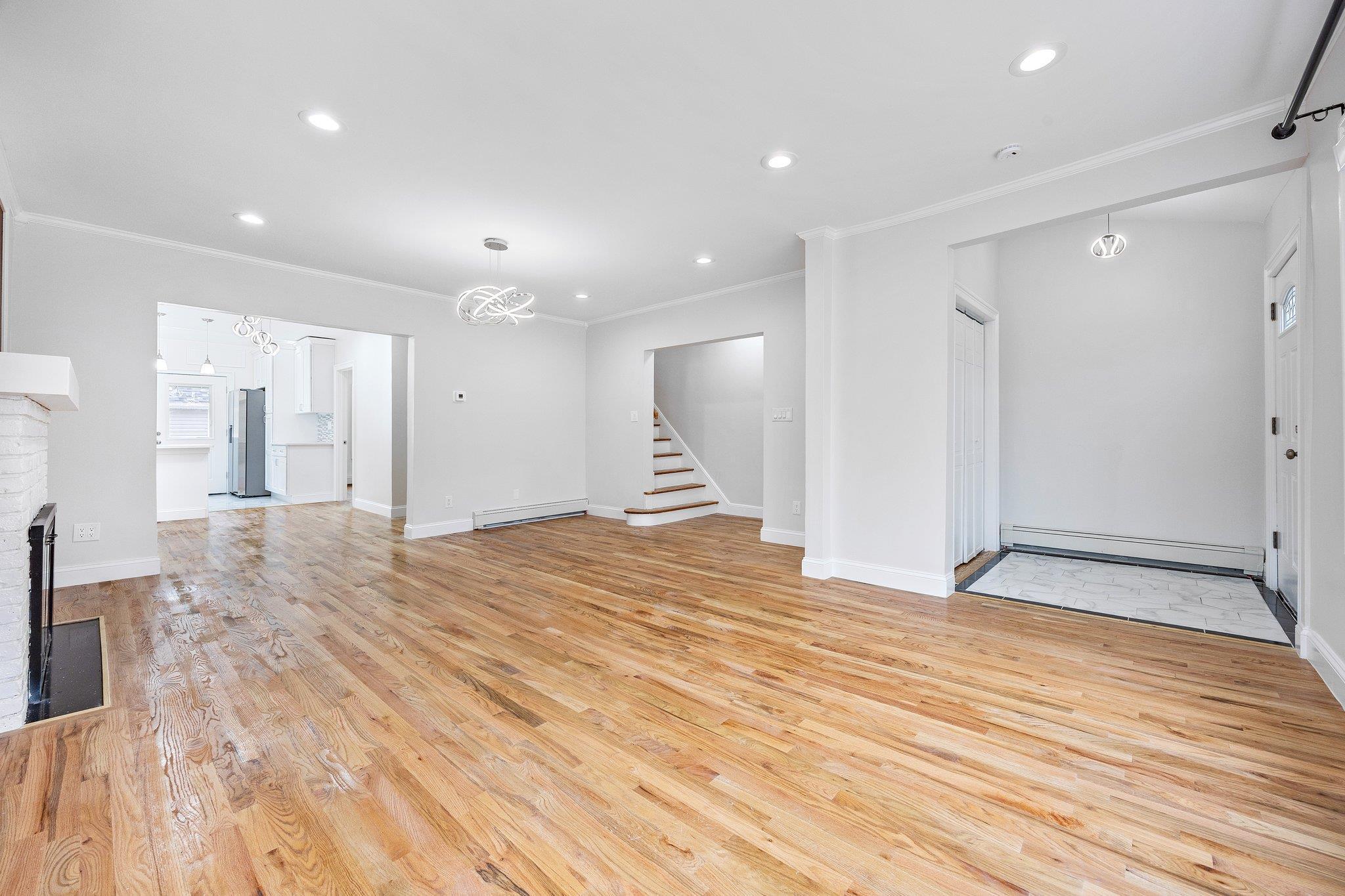 Single Family 87th  Queens, NY 11426, MLS-849780-5