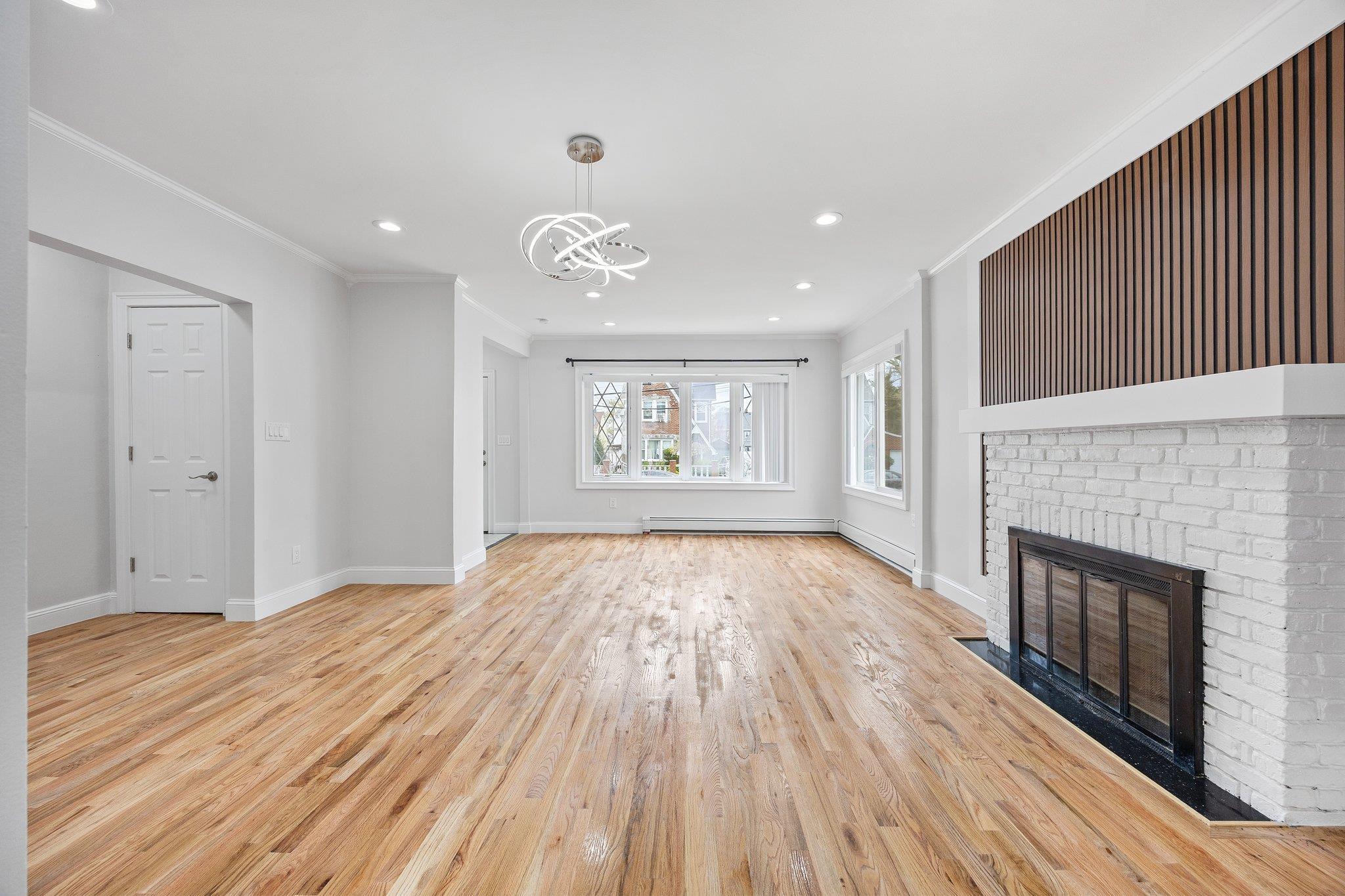 Single Family 87th  Queens, NY 11426, MLS-849780-6