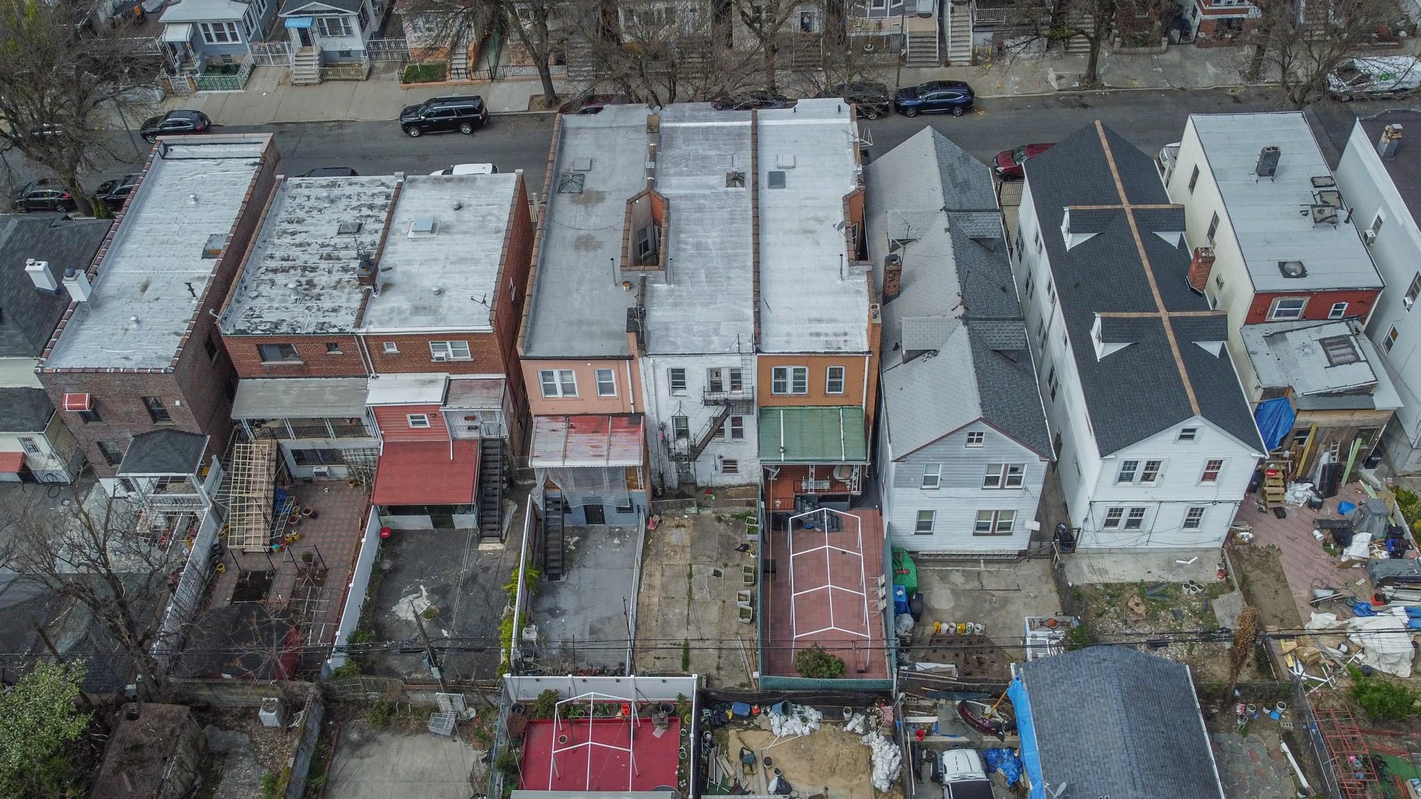 Single Family Taylor  Bronx, NY 10472, MLS-849782-9