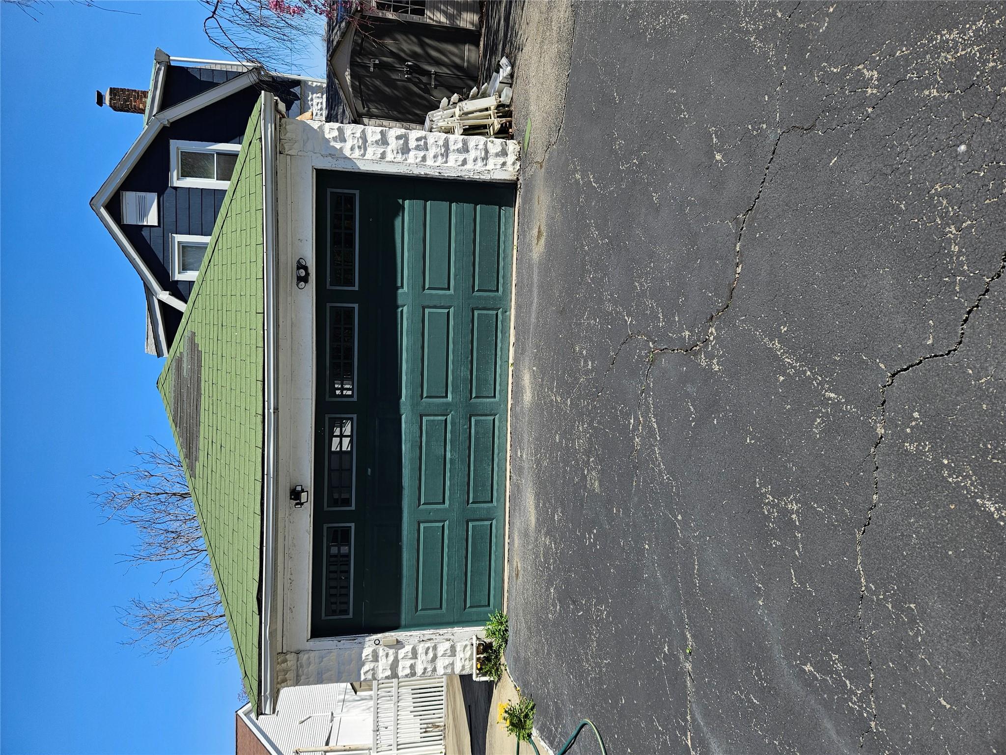 Single Family Parkway  Westchester County, NY 10704, MLS-849800-3
