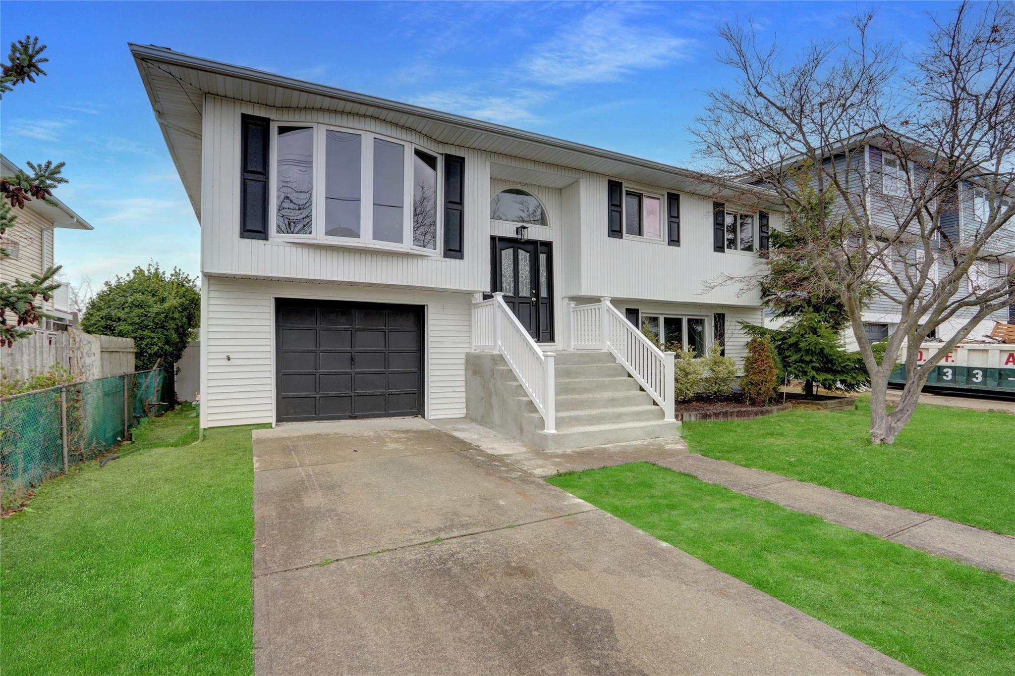 Single Family Brookside  Nassau County, NY 11520, MLS-849810-2