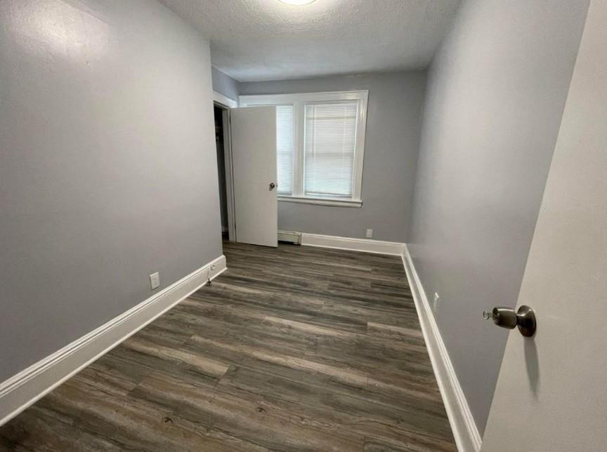 Single Family Warwick  Queens, NY 11432, MLS-849816-4