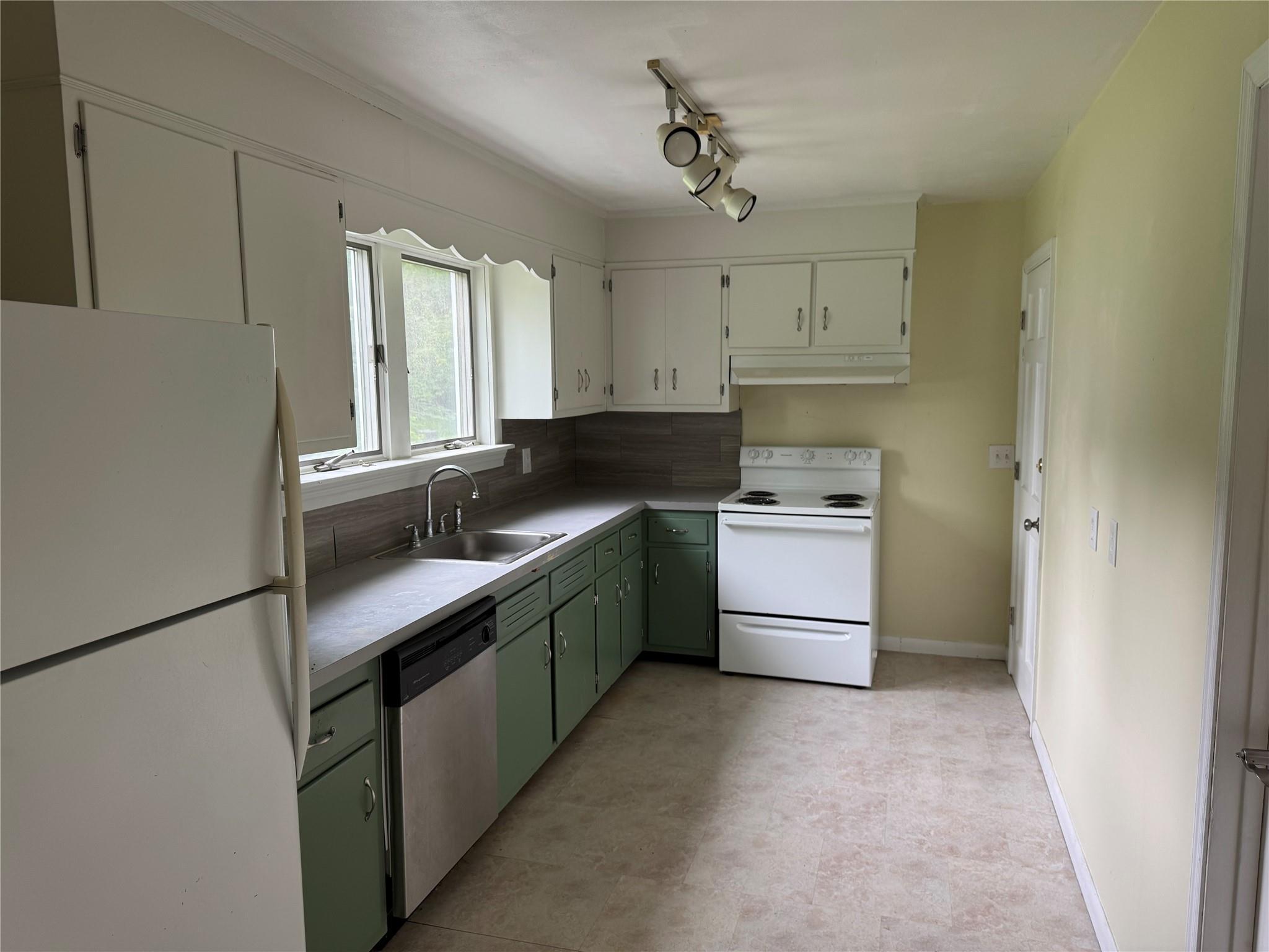 Single Family Dubois  Ulster County, NY 12561, MLS-849827-24
