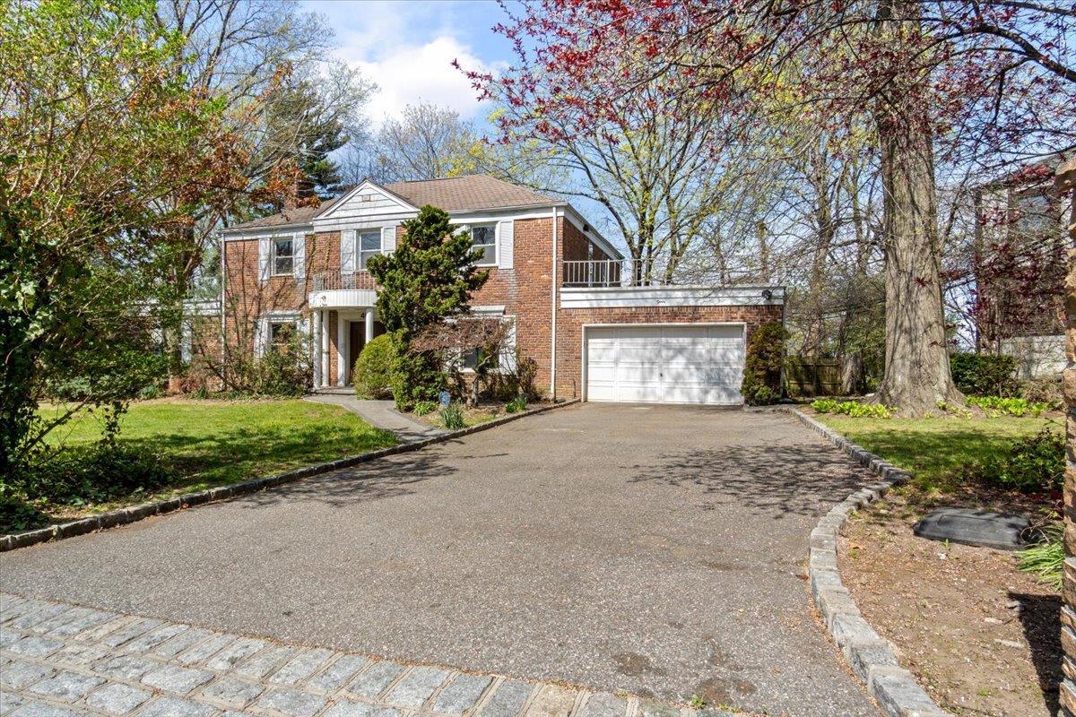 Single Family Hawthorne  Nassau County, NY 11023, MLS-849831-3