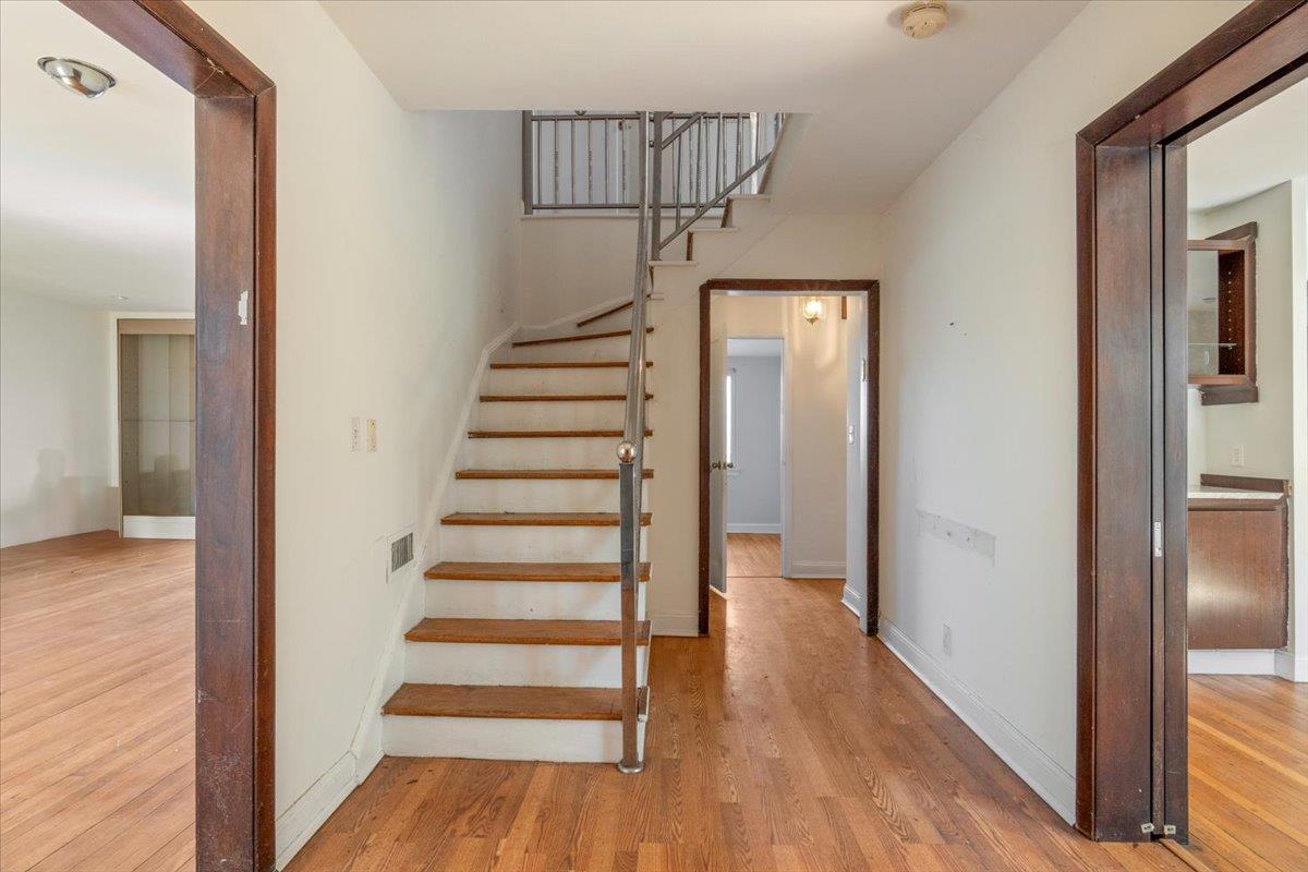 Single Family Hawthorne  Nassau County, NY 11023, MLS-849831-4