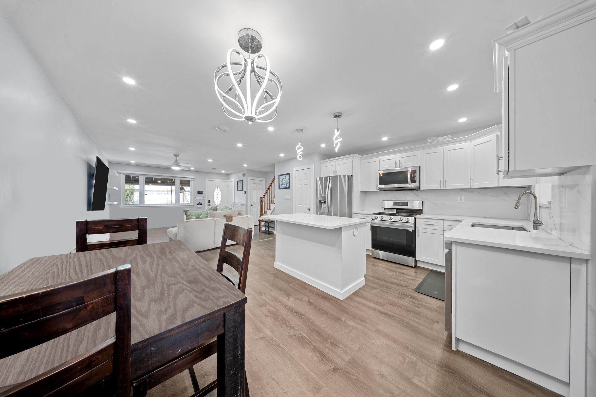 Single Family Murdock  Bronx, NY 10466, MLS-849859-16