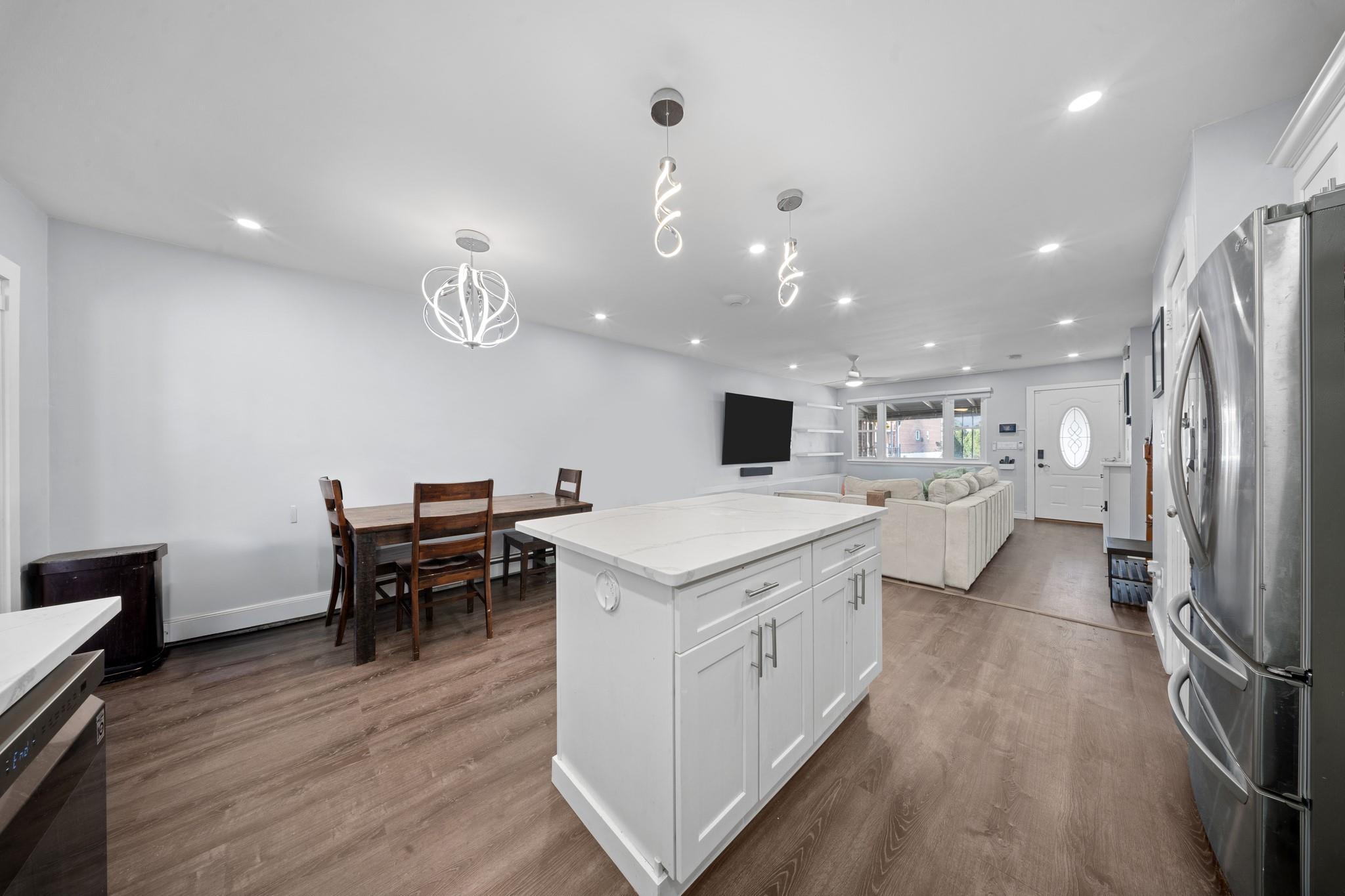 Single Family Murdock  Bronx, NY 10466, MLS-849859-18