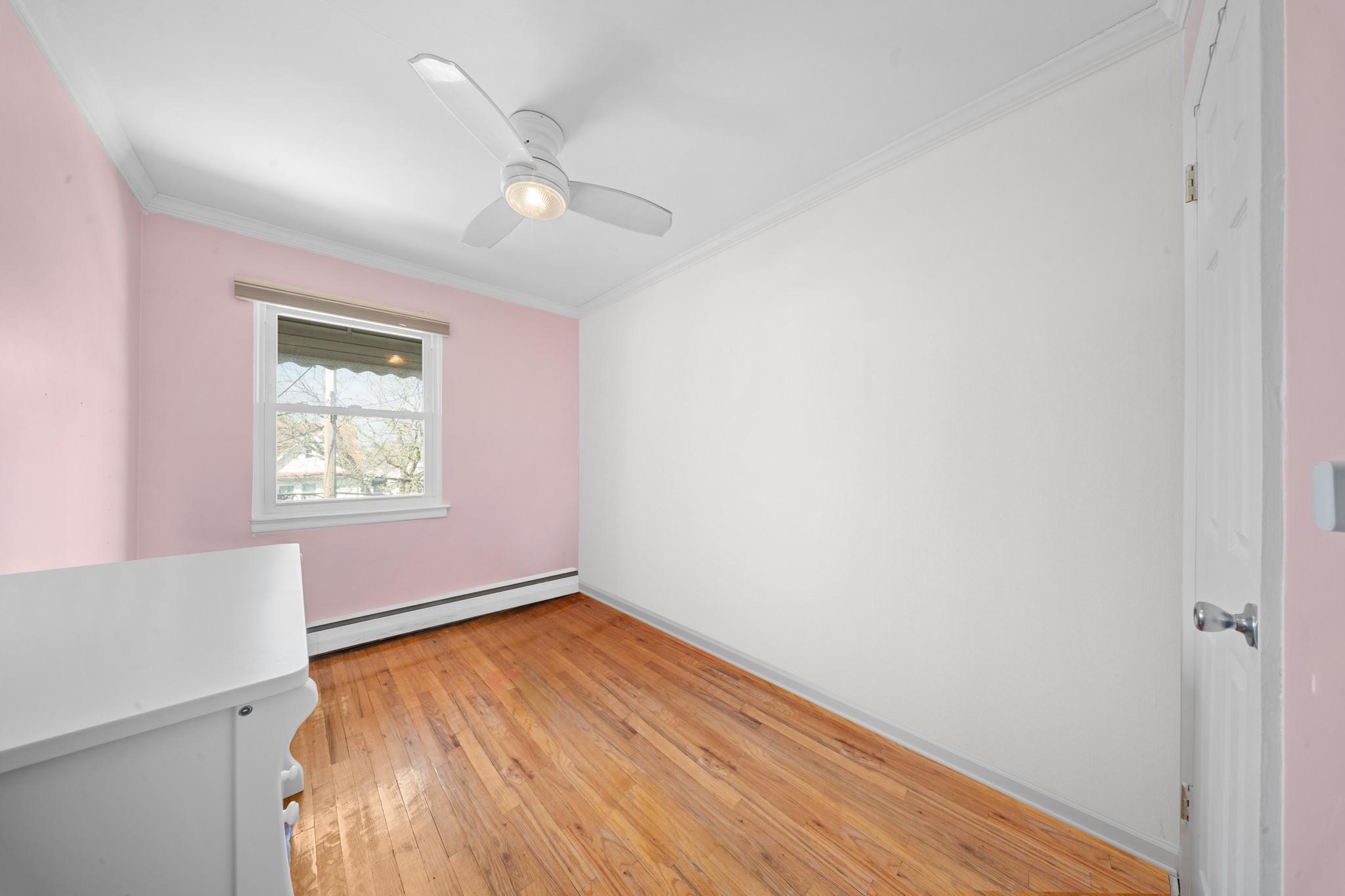Single Family Murdock  Bronx, NY 10466, MLS-849859-21