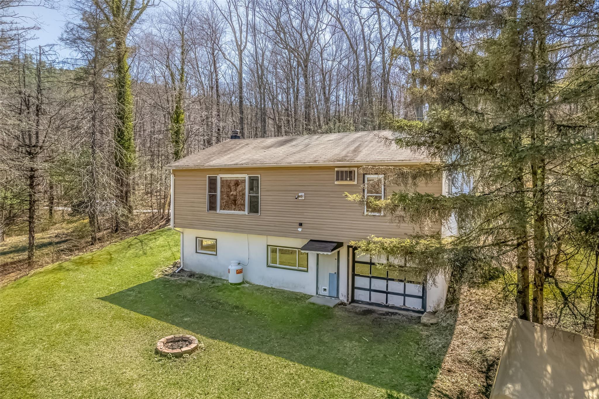 Single Family Old Minnewaska  Ulster County, NY 12446, MLS-849865-22