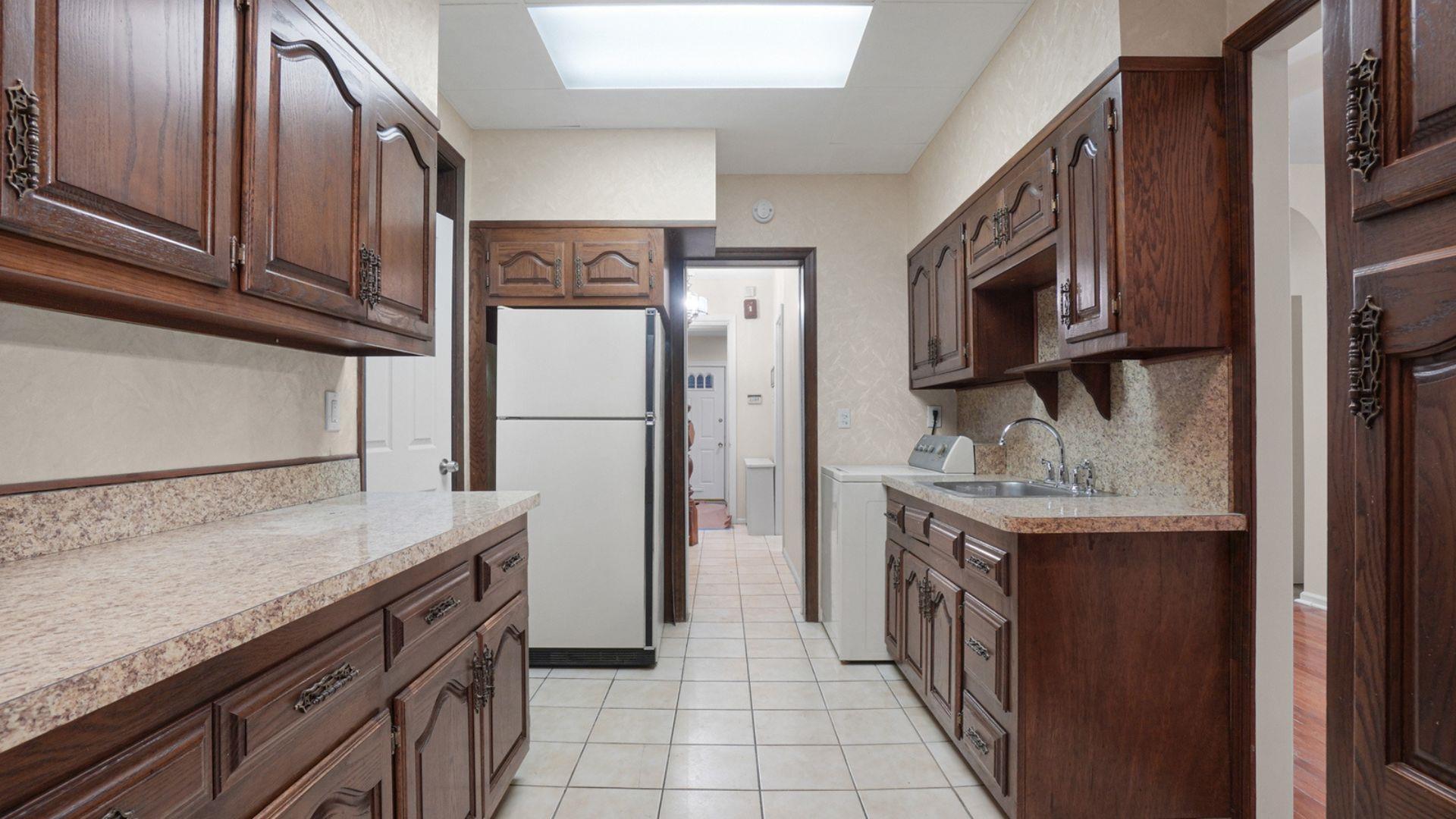Single Family Morris Park  Bronx, NY 10462, MLS-849866-10