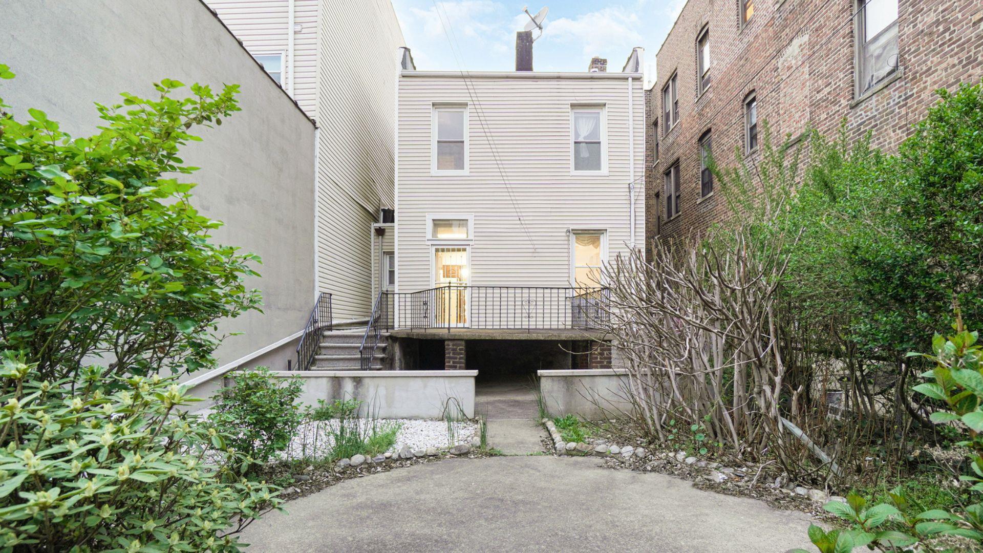 Single Family Morris Park  Bronx, NY 10462, MLS-849866-23