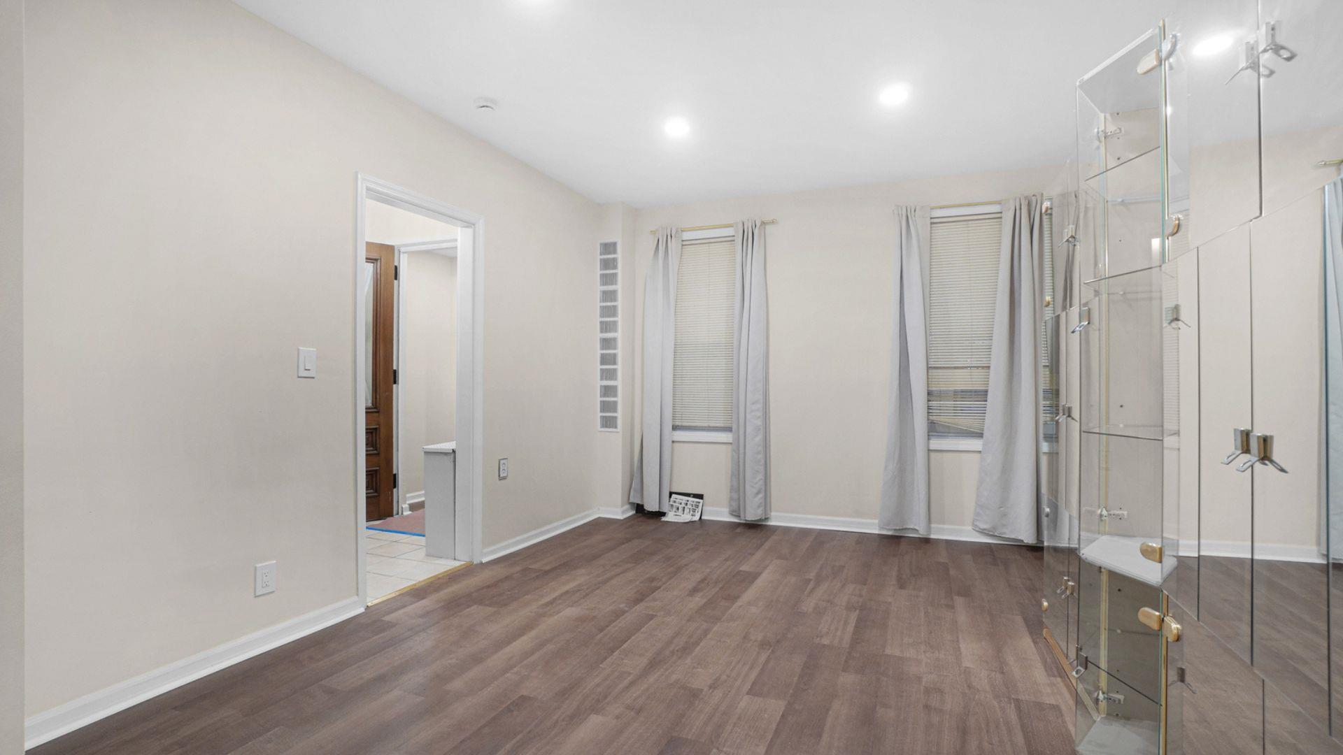 Single Family Morris Park  Bronx, NY 10462, MLS-849866-7