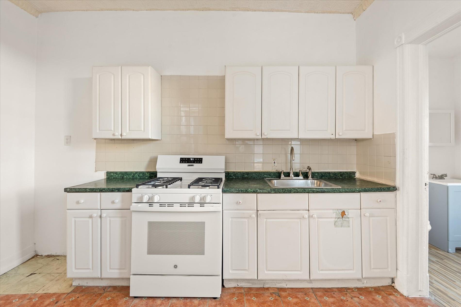 Single Family Highland  Brooklyn, NY 11208, MLS-849869-13