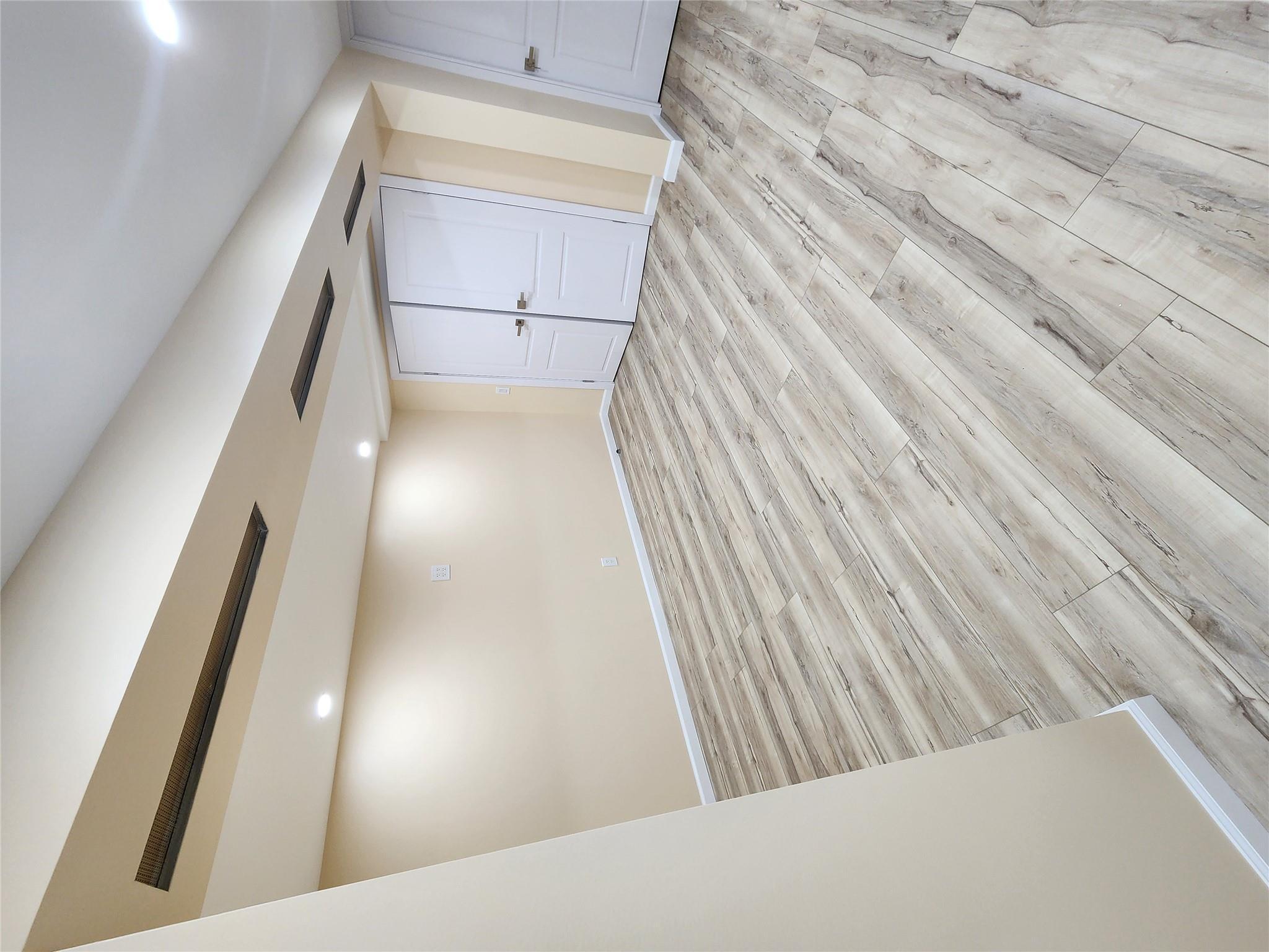 Apartment 35th  Queens, NY 11103, MLS-849909-6