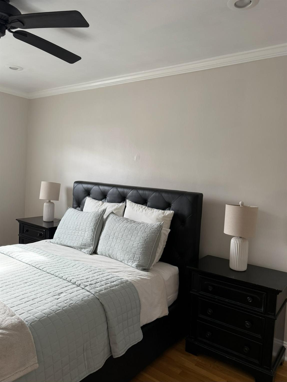 Apartment Pompeii  Queens, NY 11423, MLS-849910-13