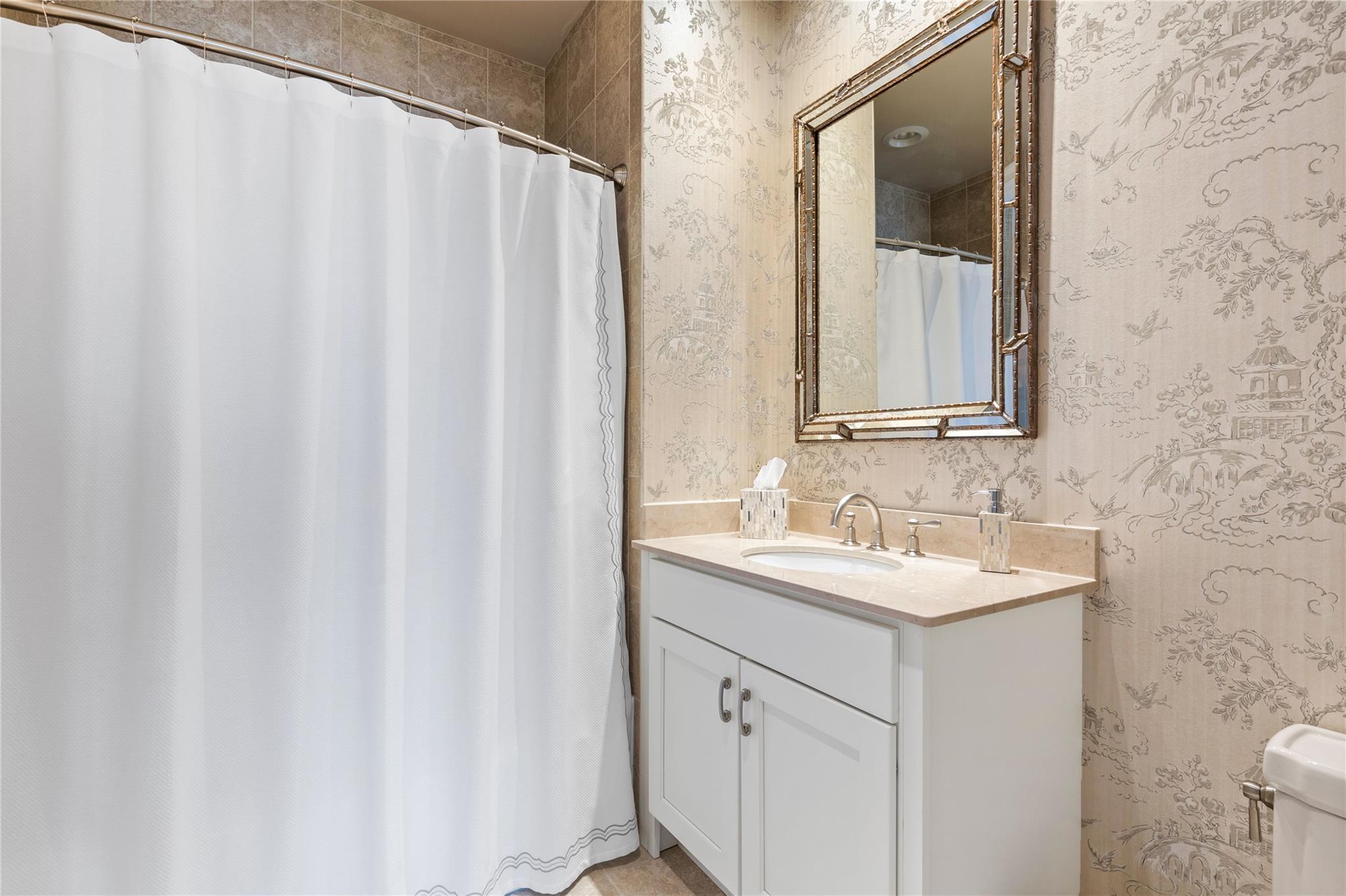 Condo Christie  Westchester County, NY 10583, MLS-849946-18