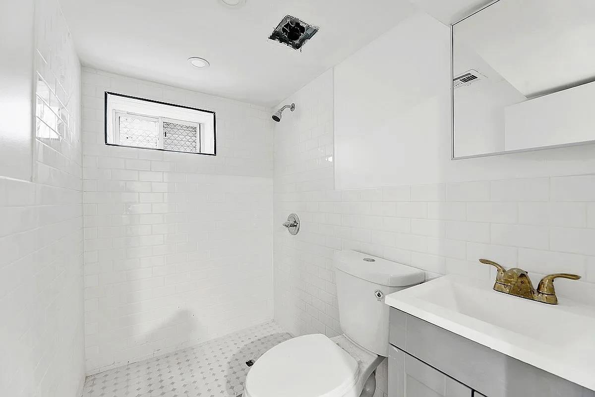 Single Family 196th  Queens, NY 11412, MLS-849970-12