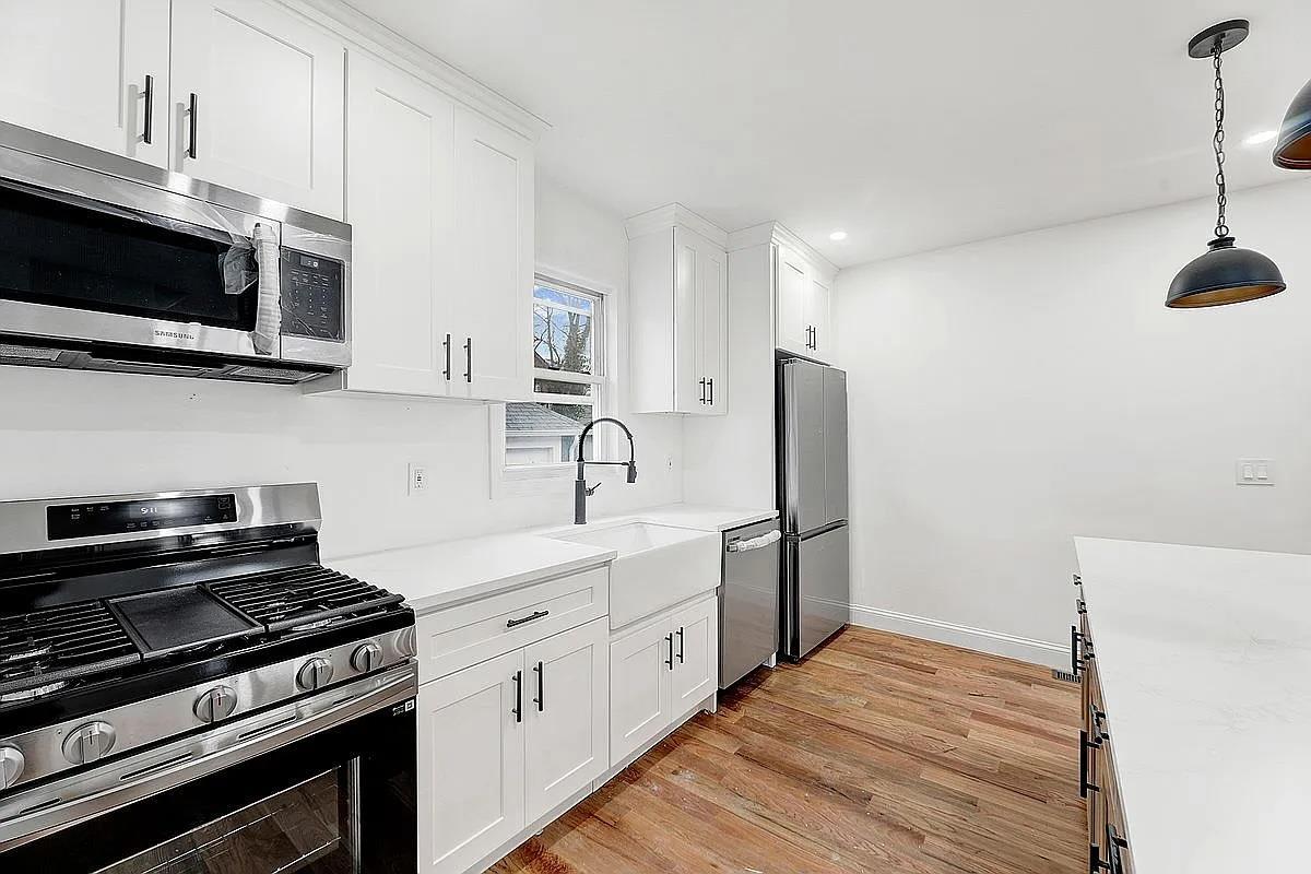 Single Family 196th  Queens, NY 11412, MLS-849970-4