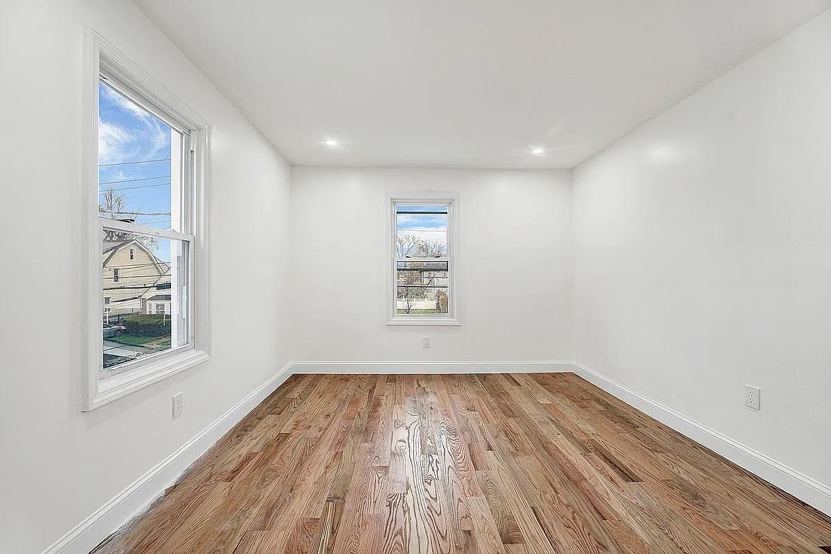 Single Family 196th  Queens, NY 11412, MLS-849970-8