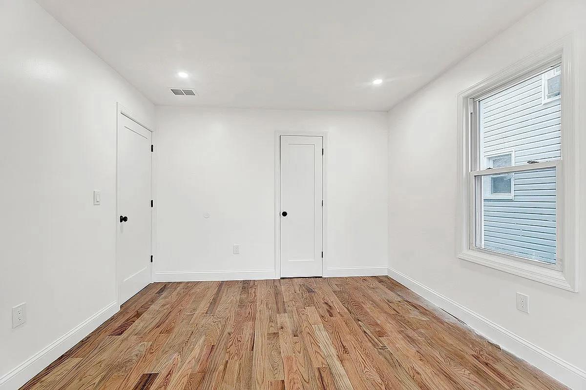 Single Family 196th  Queens, NY 11412, MLS-849970-9