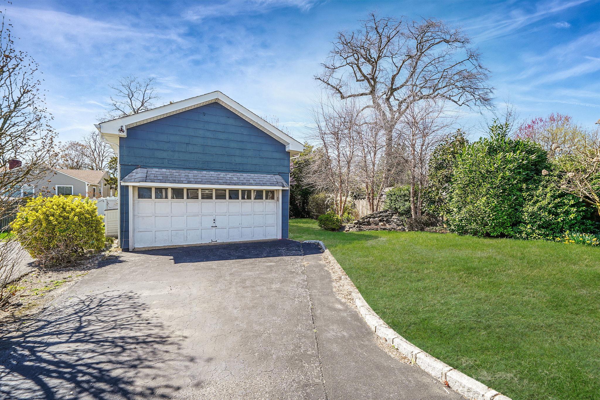 Single Family Waldo  Nassau County, NY 11518, MLS-850022-3