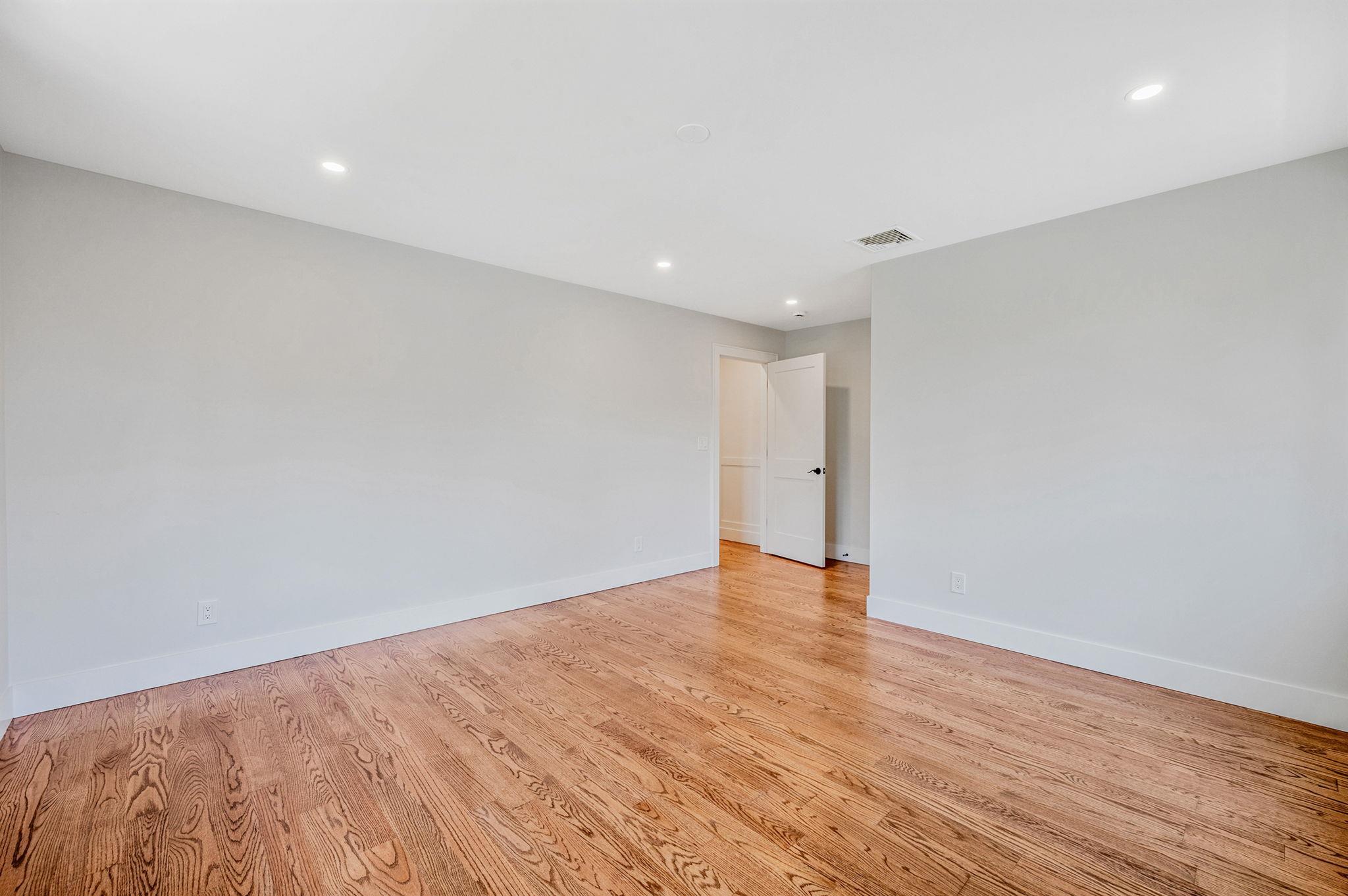 Single Family Maytime  Nassau County, NY 11753, MLS-850024-24