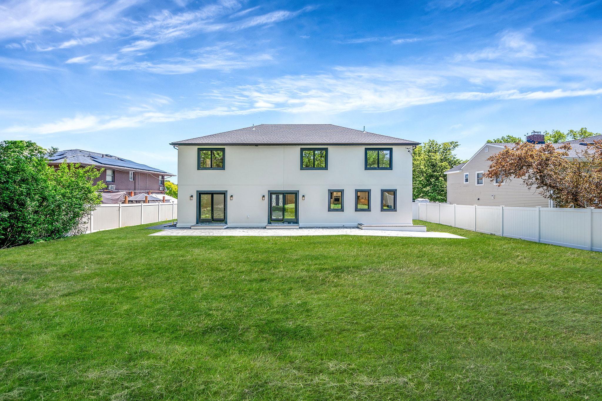 Single Family Maytime  Nassau County, NY 11753, MLS-850024-5