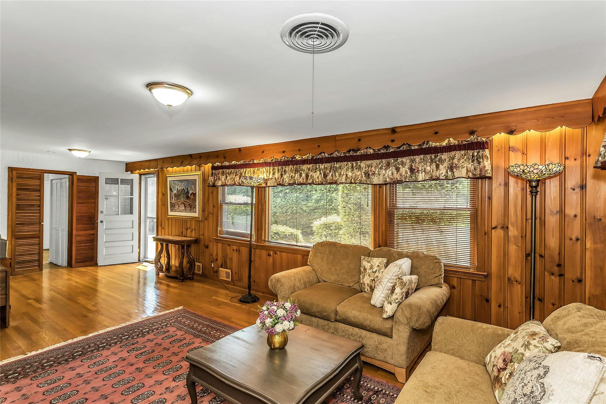 Single Family Titus  Nassau County, NY 11596, MLS-850042-18